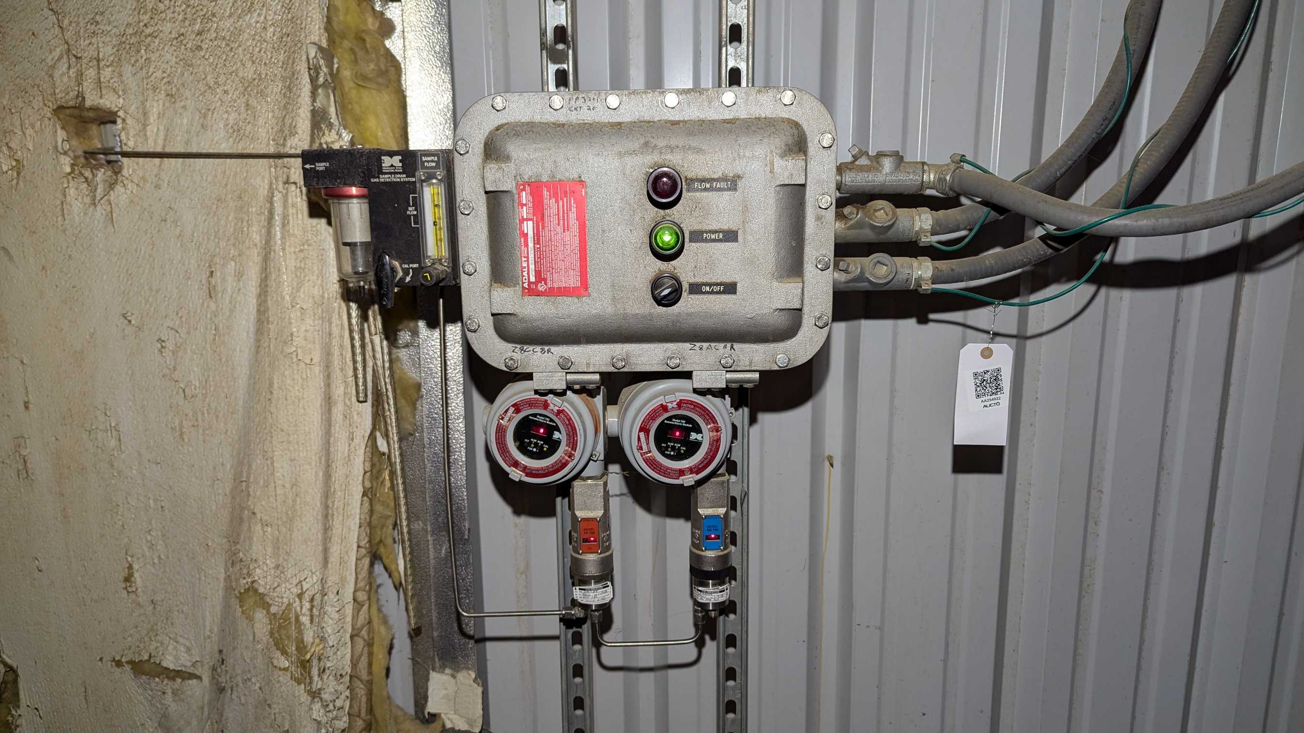 DETCON SD-1X1 GAS ANALYZER - GAS ANALYZER