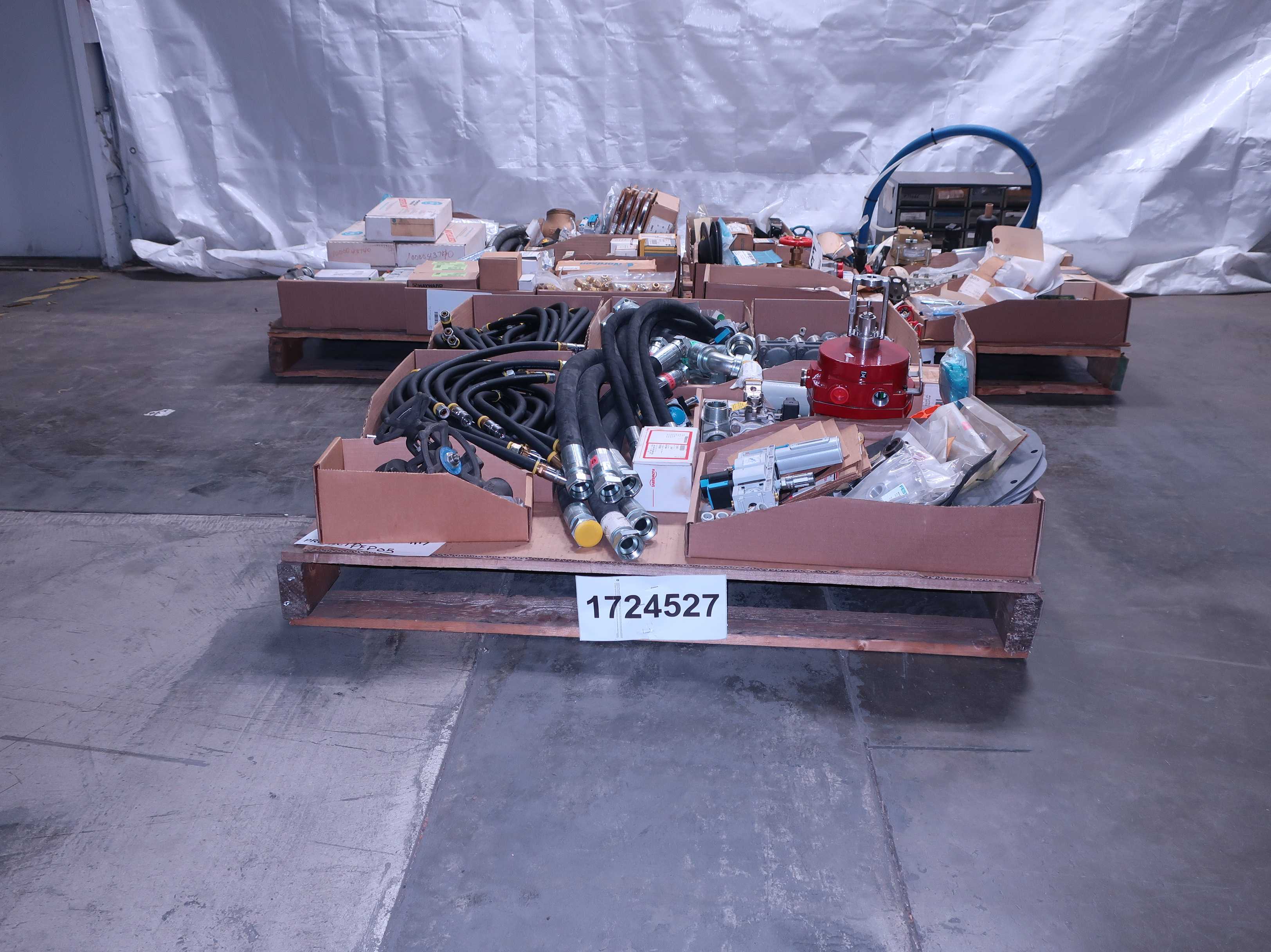 SKU 1724527 - 3 PALLETS OF ASSORTED VALVE AND VALVE PARTS