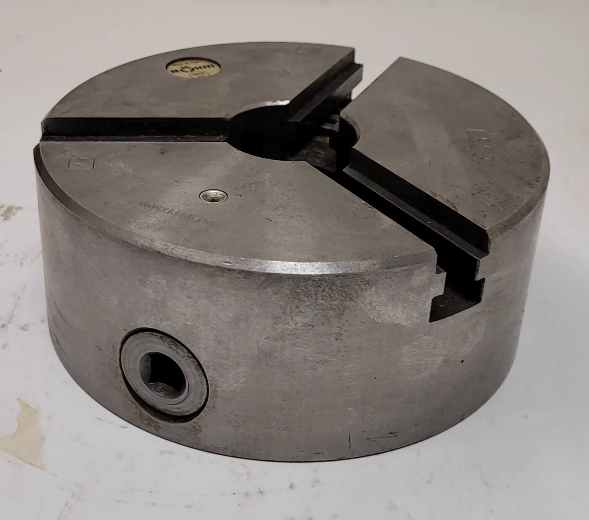 ROHM 3 JAW CHUCK, MODEL 160, 6.25" DIA, 1.5" CENTER HOLE ID, 2.5" HEIGHT, 3600 MIN RPM - MACHINE TOOLING