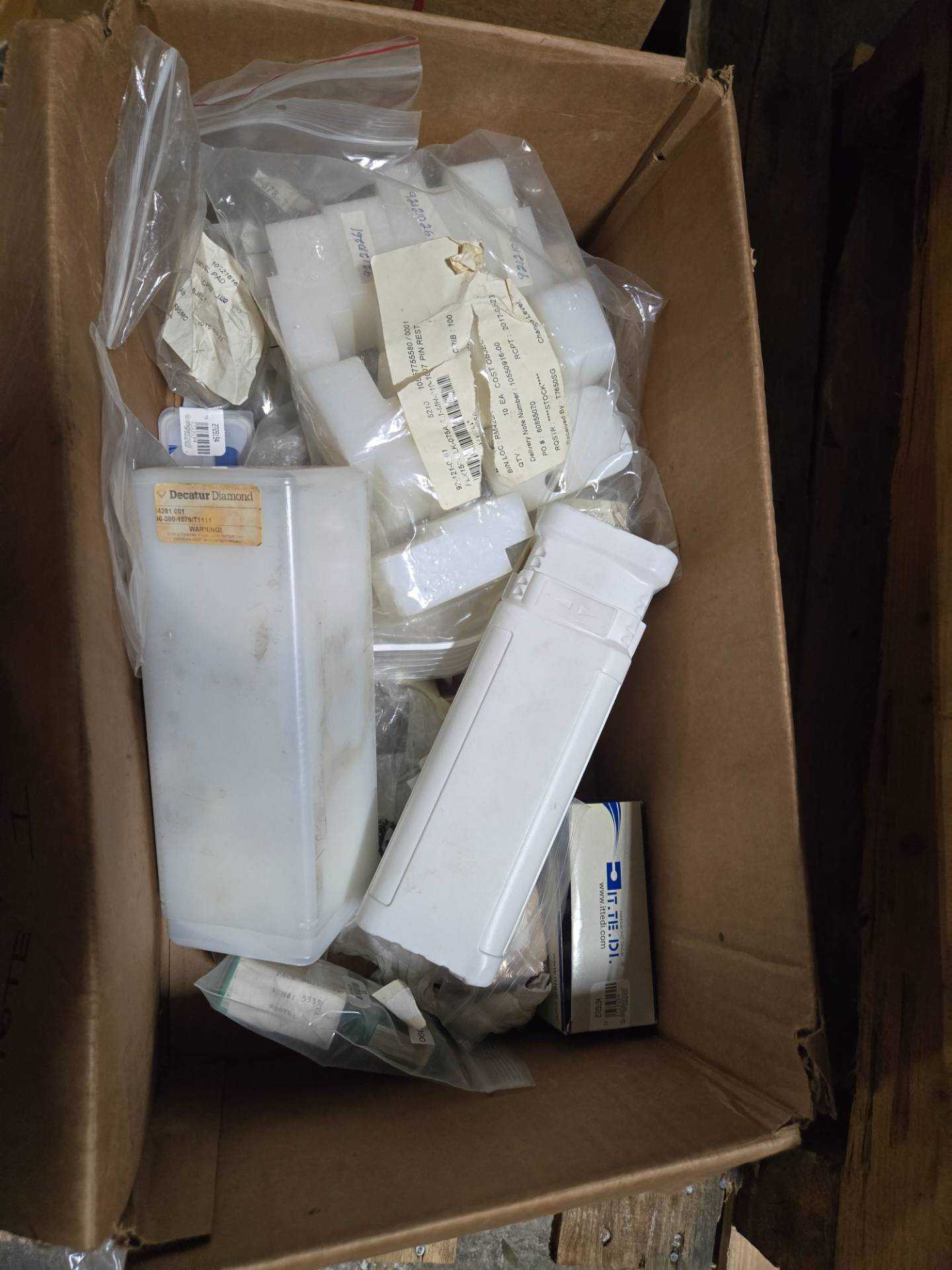 BULK QTY OF TOOLING ITEMS - TOOLHOLDING