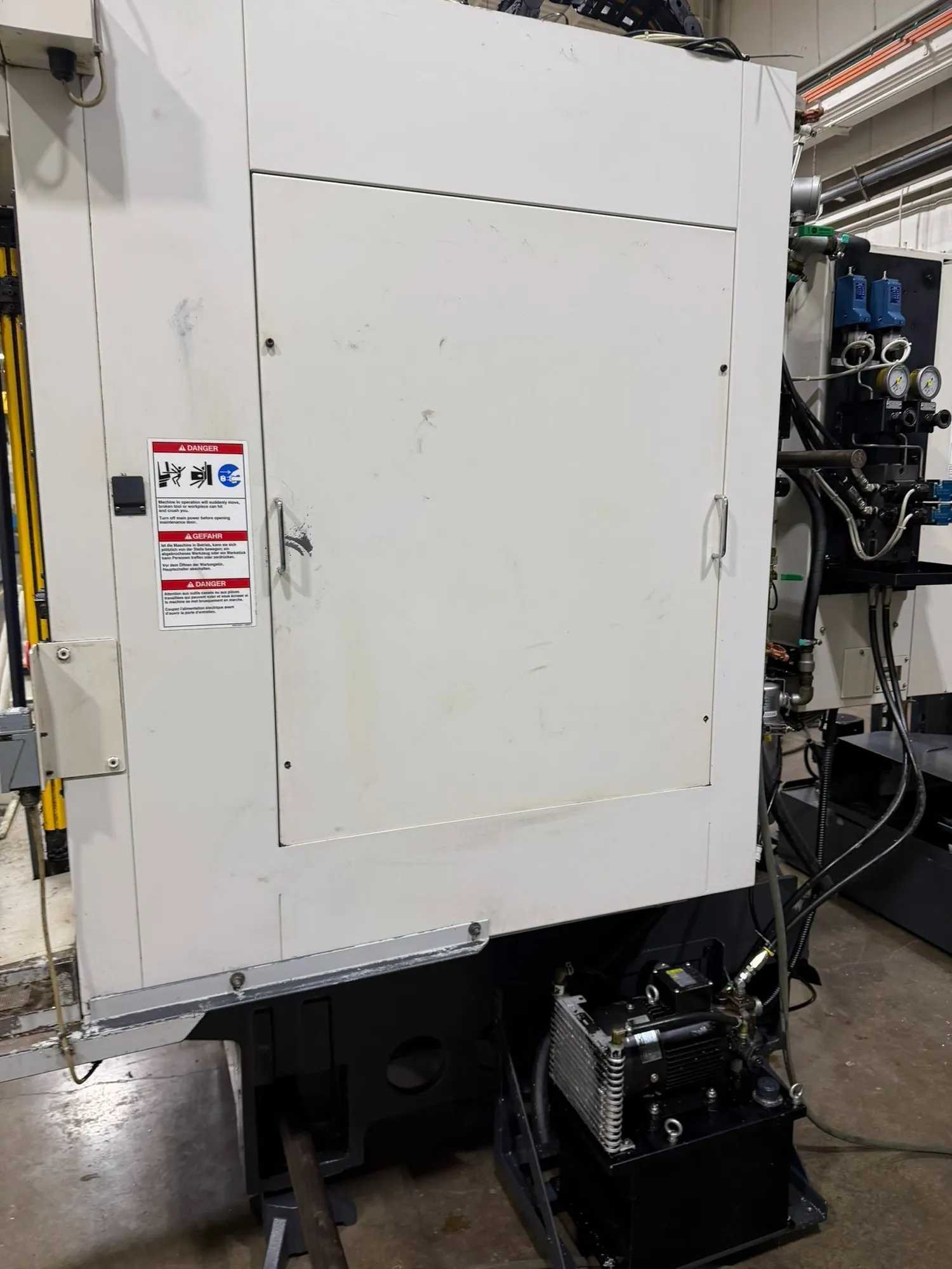 2015 BROTHER SPEEDIO S500X1 4-AXIS VERTICAL MACHINING CENTER, 10K RPM, BT30, 21 ATC, 4TH AXIS - VERTICAL MACHINING CENTERS