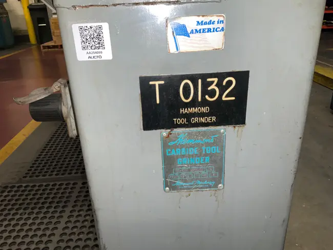 HAMMOND WD-8 TOOL GRINDER - undefined