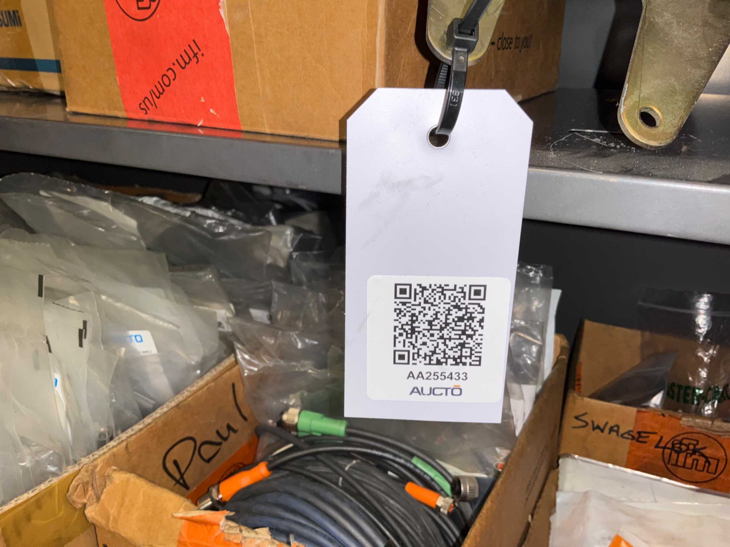 BULK QTY OF AUTOMATION & CONTROLS - AUTOMATION & CONTROLS