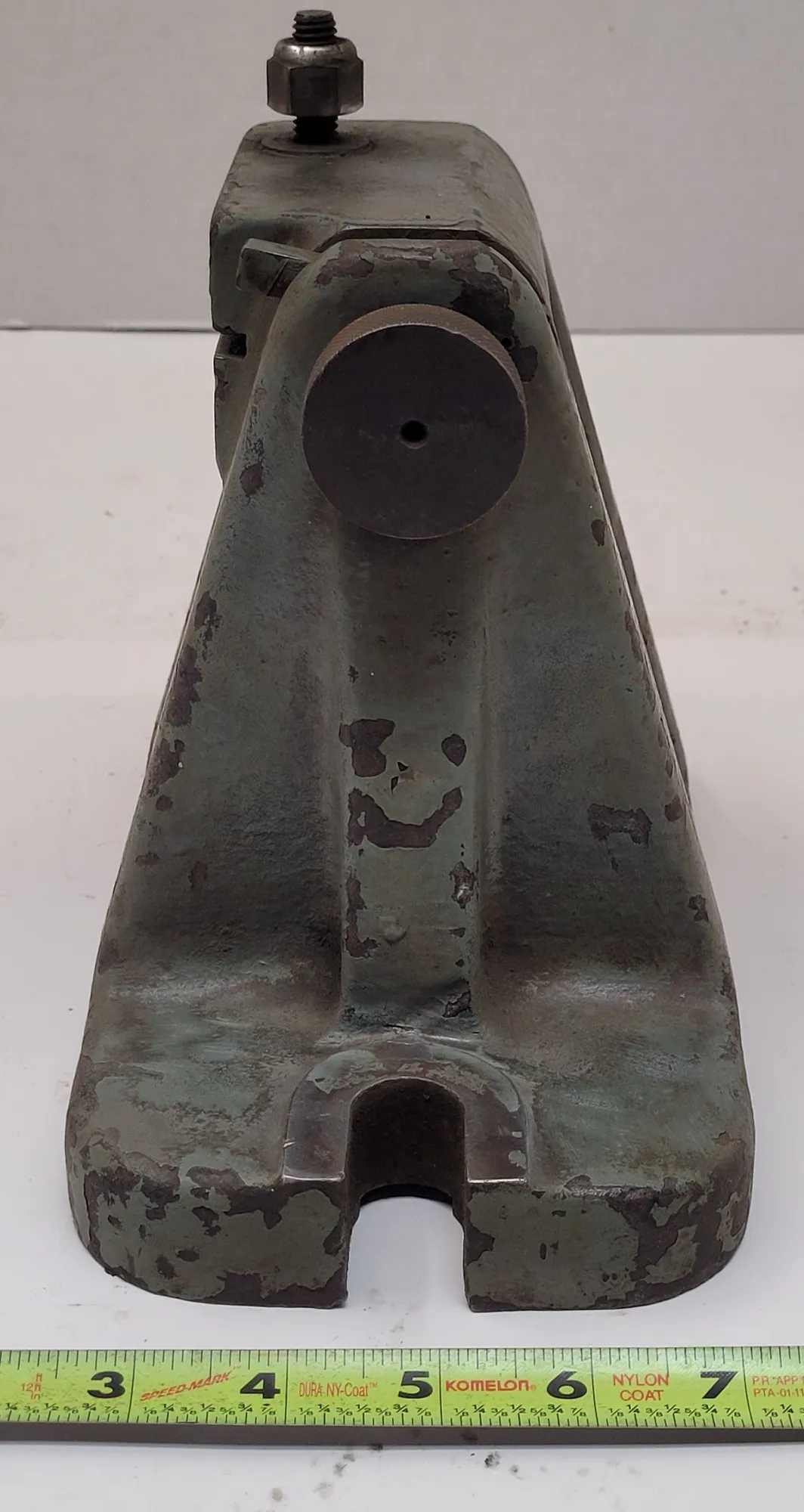 HSM COMPANY TAILSTOCK FOR DIVIDING HEAD 5-7/8" CENTER - MACHINE TOOLING