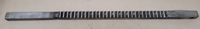 KEYSEATER BROACH - UNKNOWN BRAND - 26-5/8IN L X 1IN W - 1/2" PITCH - MACHINE TOOLING