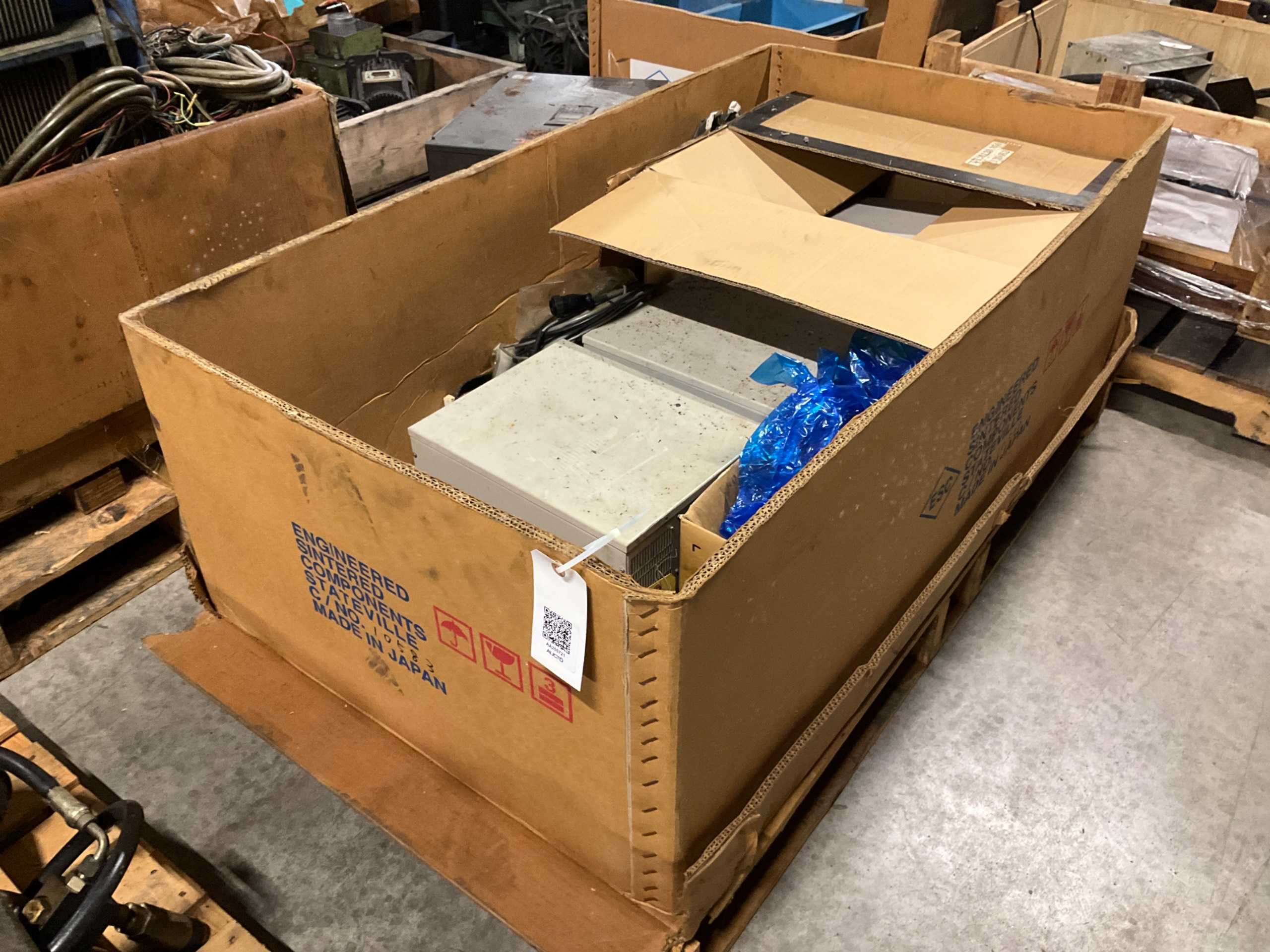 BULK QTY OF INDUSTRIAL PARTS