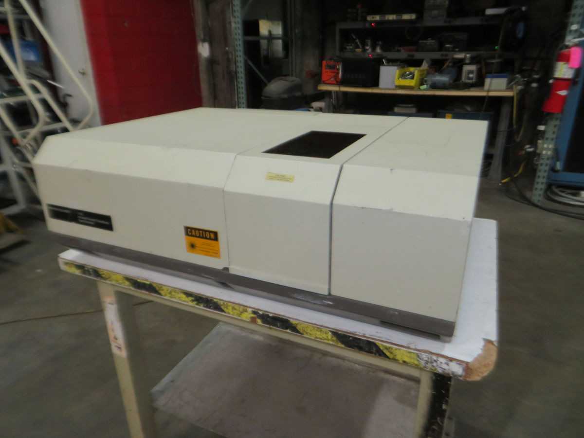 Perkin Elmer Limited 1710 Infrared Fourier Transform Spectrometer - LAB & SCIENTIFIC