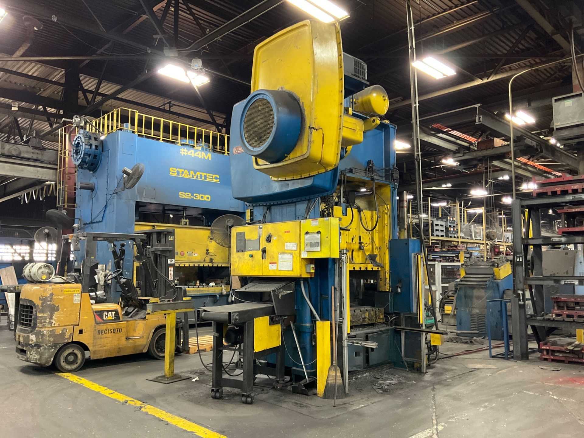 NIAGARA SC2-200-60-42 200 TON MECHANICAL PRESS - MECHANICAL PRESSES