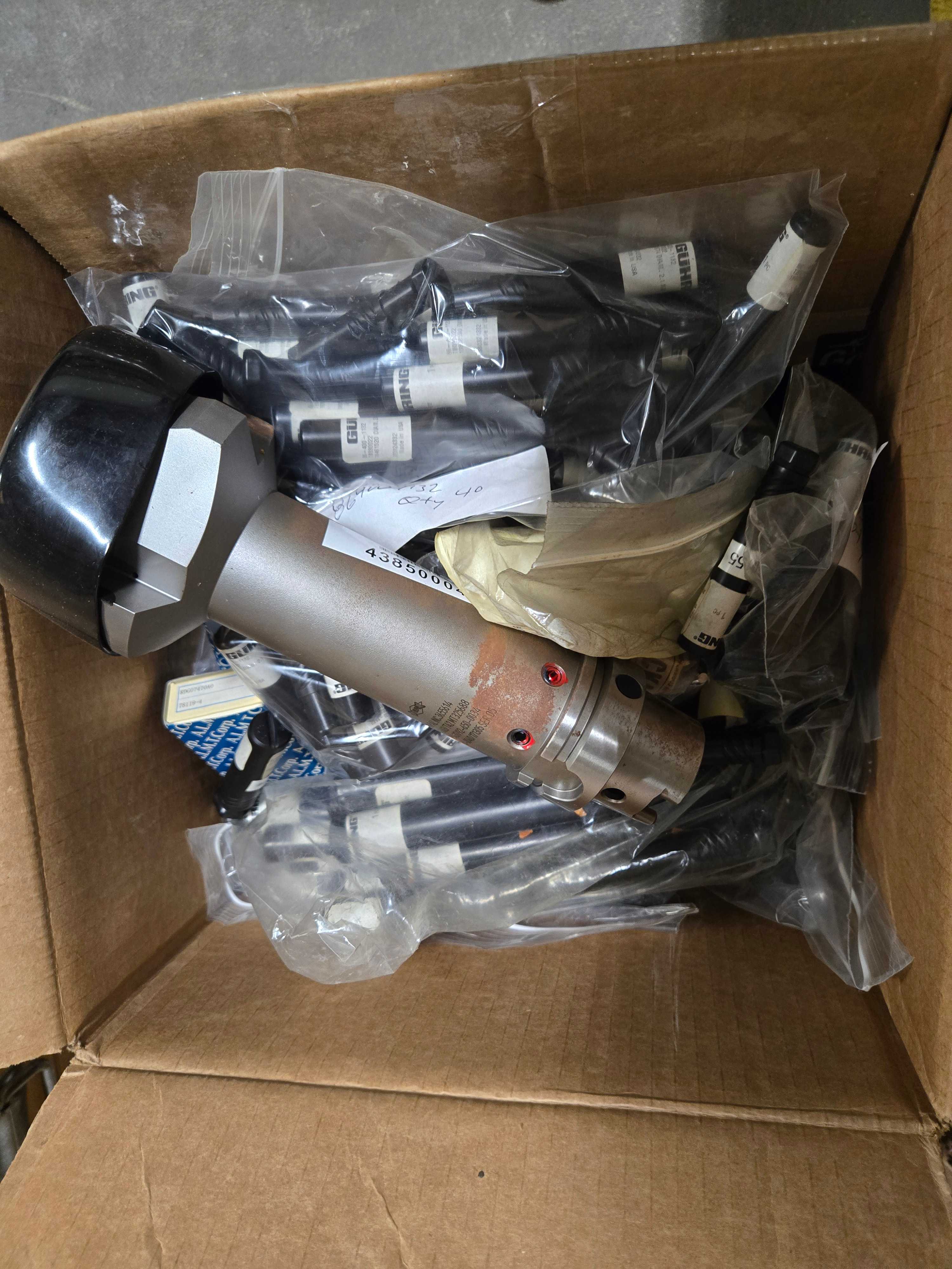 BULK QTY OF ASSORTED TOOLING - TOOLHOLDING