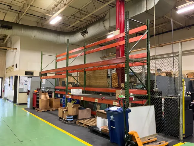 BULK QTY OF PALLET RACKING - undefined