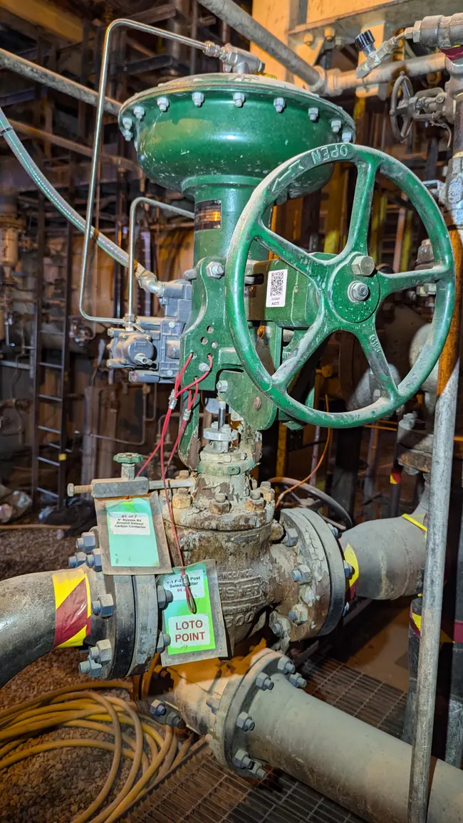 FISHER ET CONTROL VALVE & 657 ACTUATOR ASSEMBLY - undefined