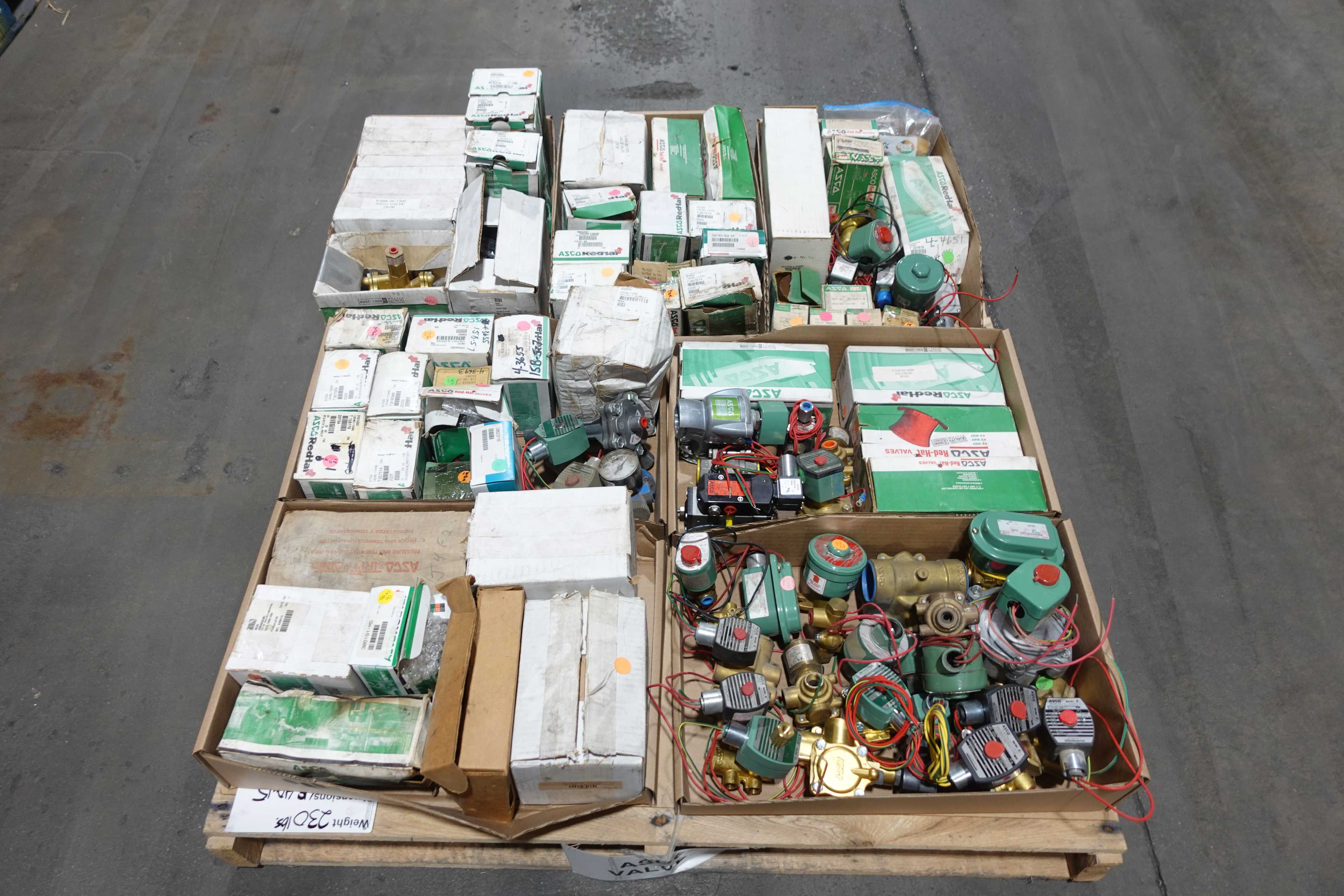 PALLET OF ASSORTED ASCO SOLENOID VALVES AND ACCESSORIES - SOLENOID VALVE