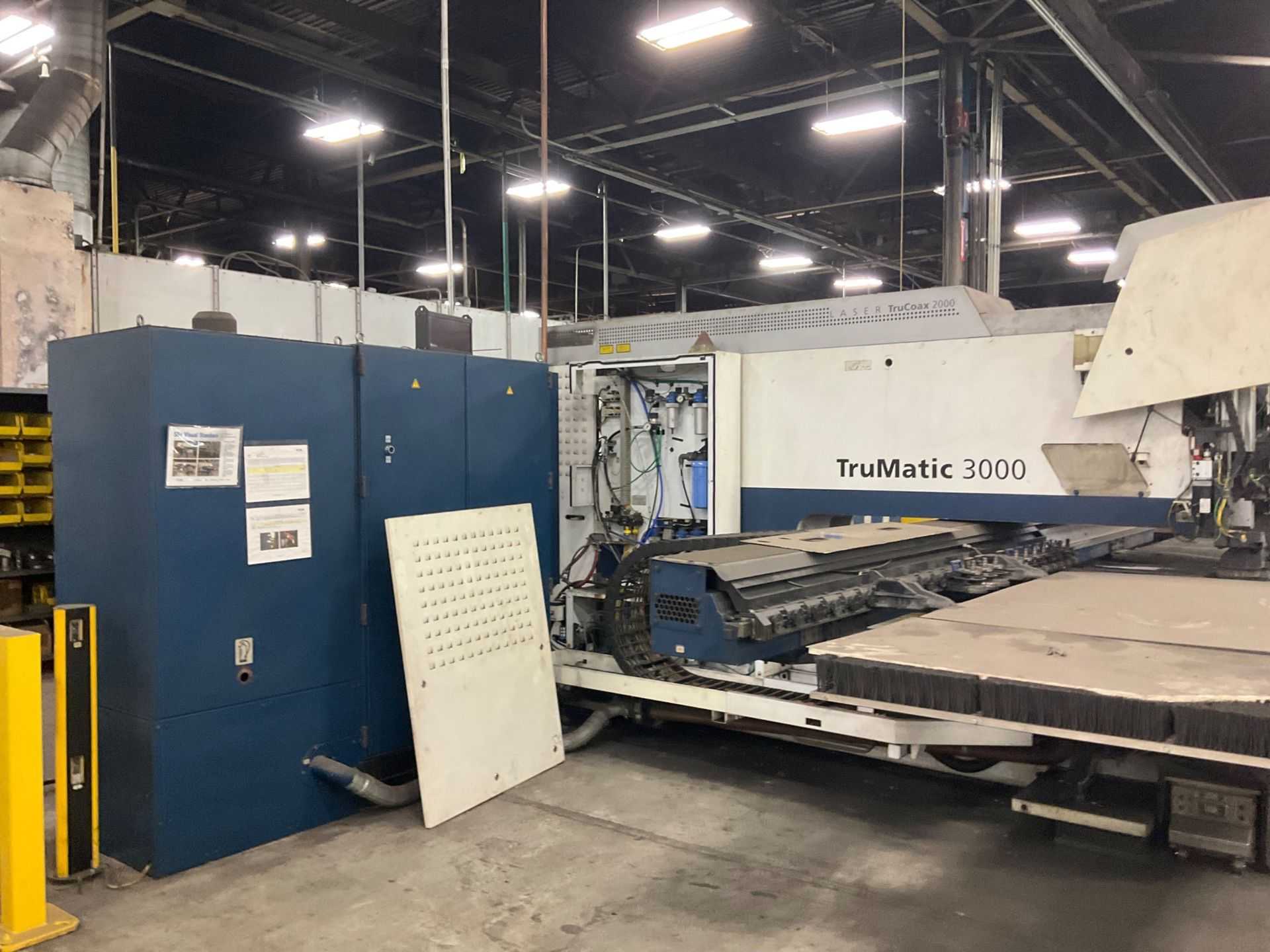 2008 TRUMPF TRUMATIC 3000 CNC PUNCH PRESS - PUNCHING MACHINE