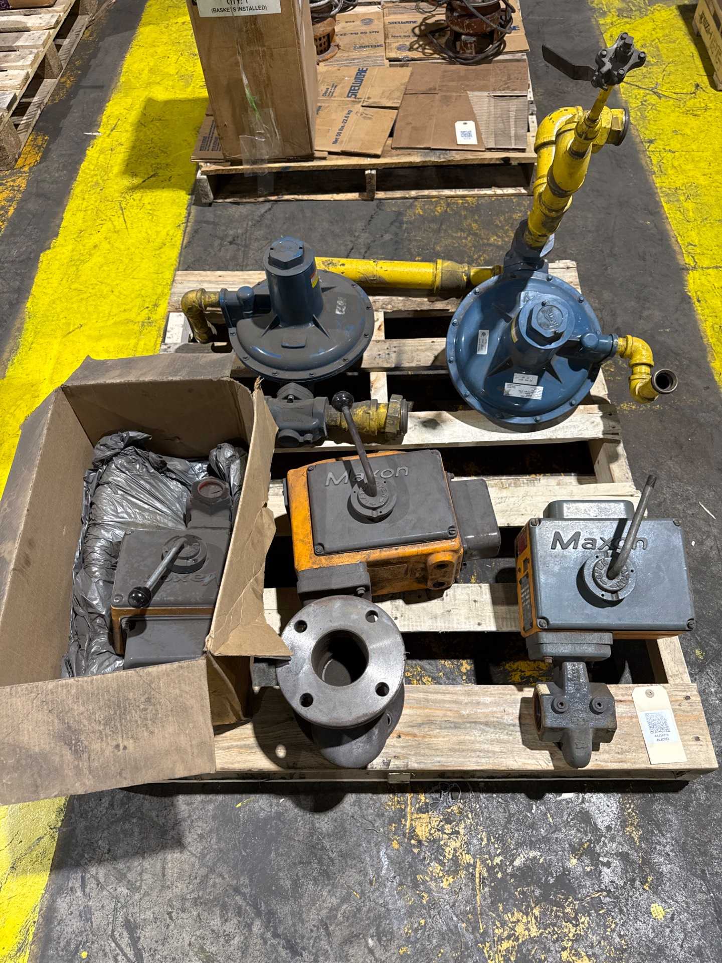 BULK QTY OF CONTROL VALVES - CONTROL VALVE