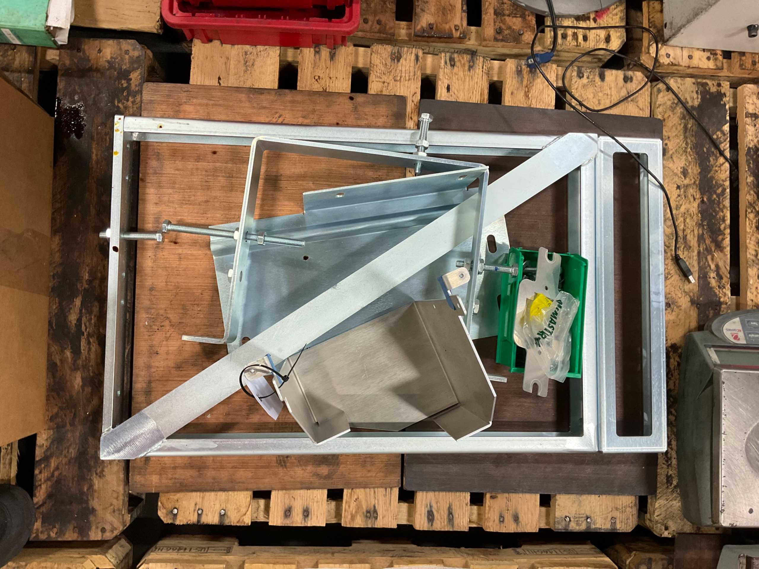 MOUNTING KIT - MISCELLANEOUS