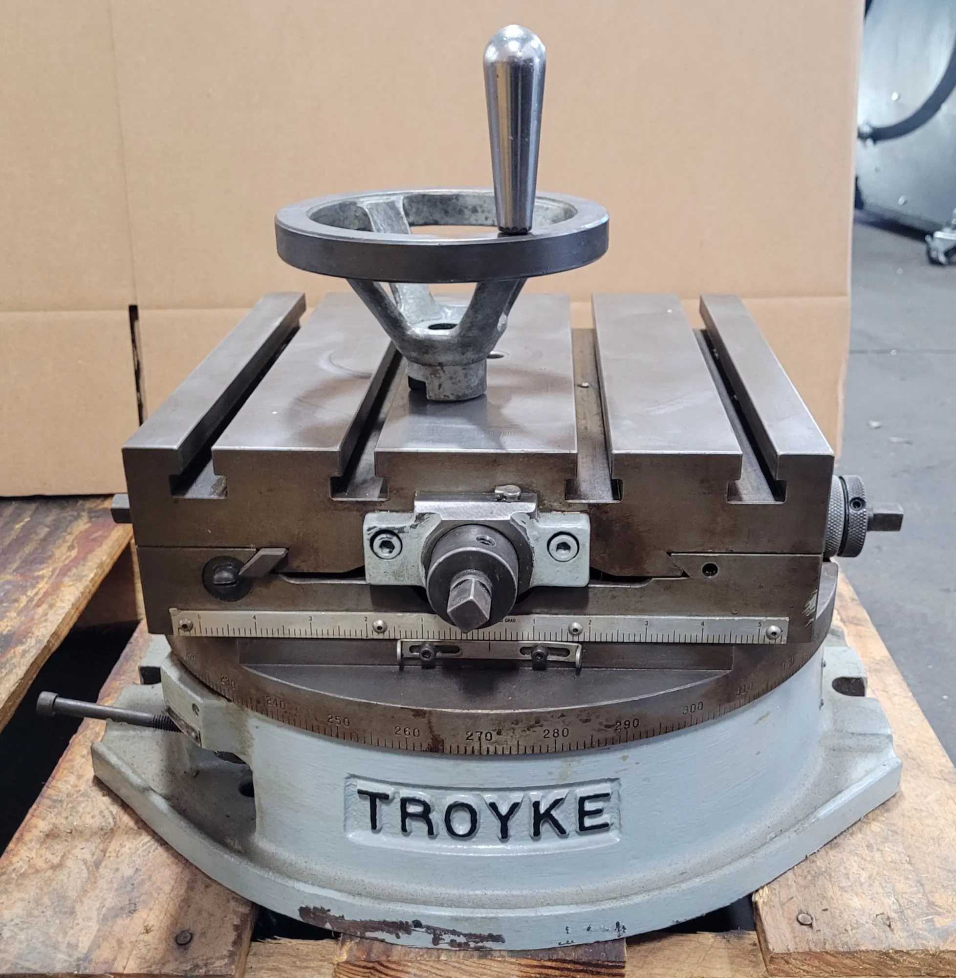 TROYKE DMT-15 CROSS-SLIDE ROTARY TABLE, MANUAL, 12" X 12" TABLE, 360° ROTATION - MACHINE TOOLING