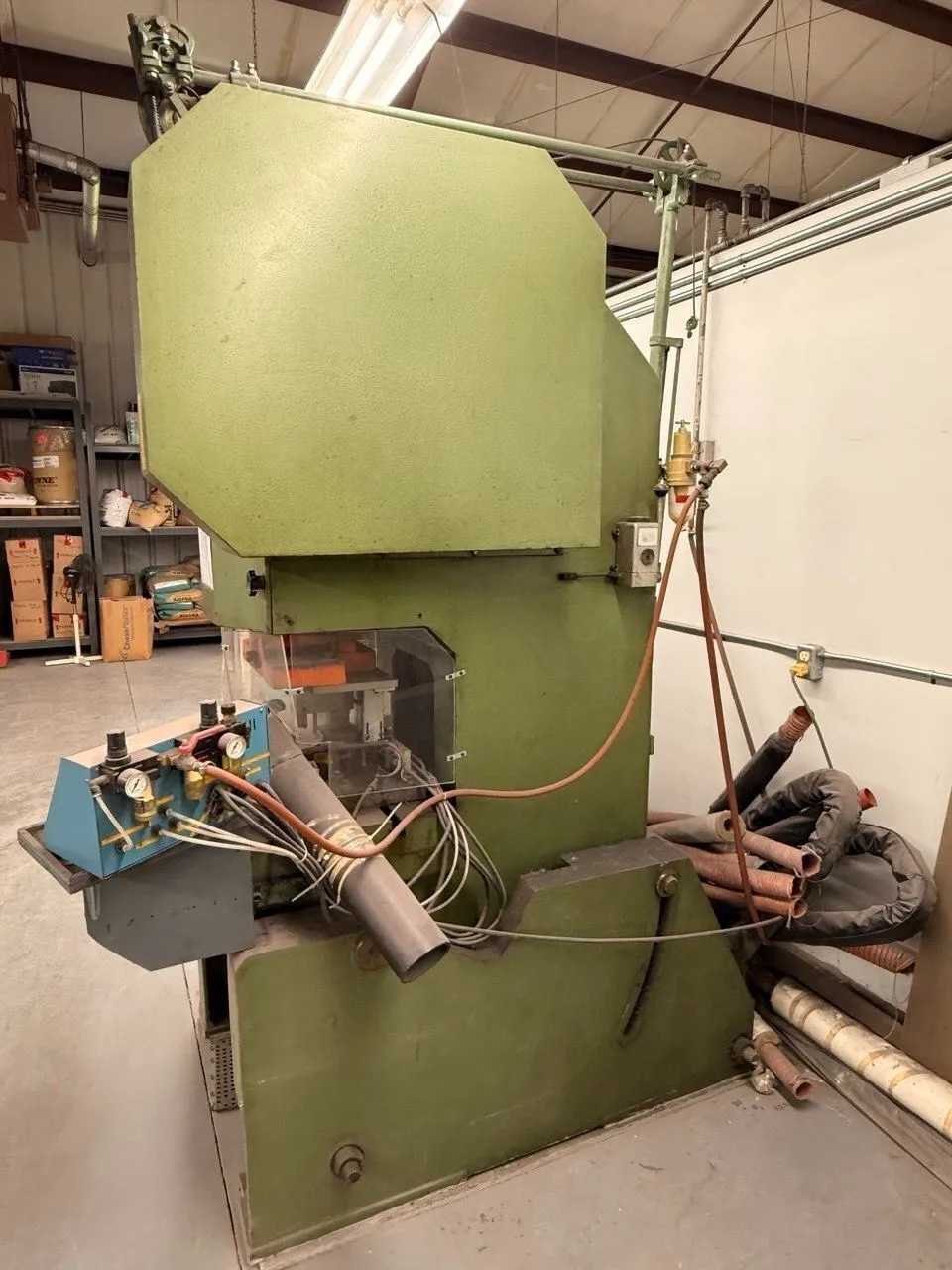 BAUTAR OBI PUNCH PRESS, C-FRAME, FLYWHEEL DRIVE, FOOT PEDAL, SINGLE-STROKE, ADJ RAM, 4000 LB - PUNCHING MACHINES