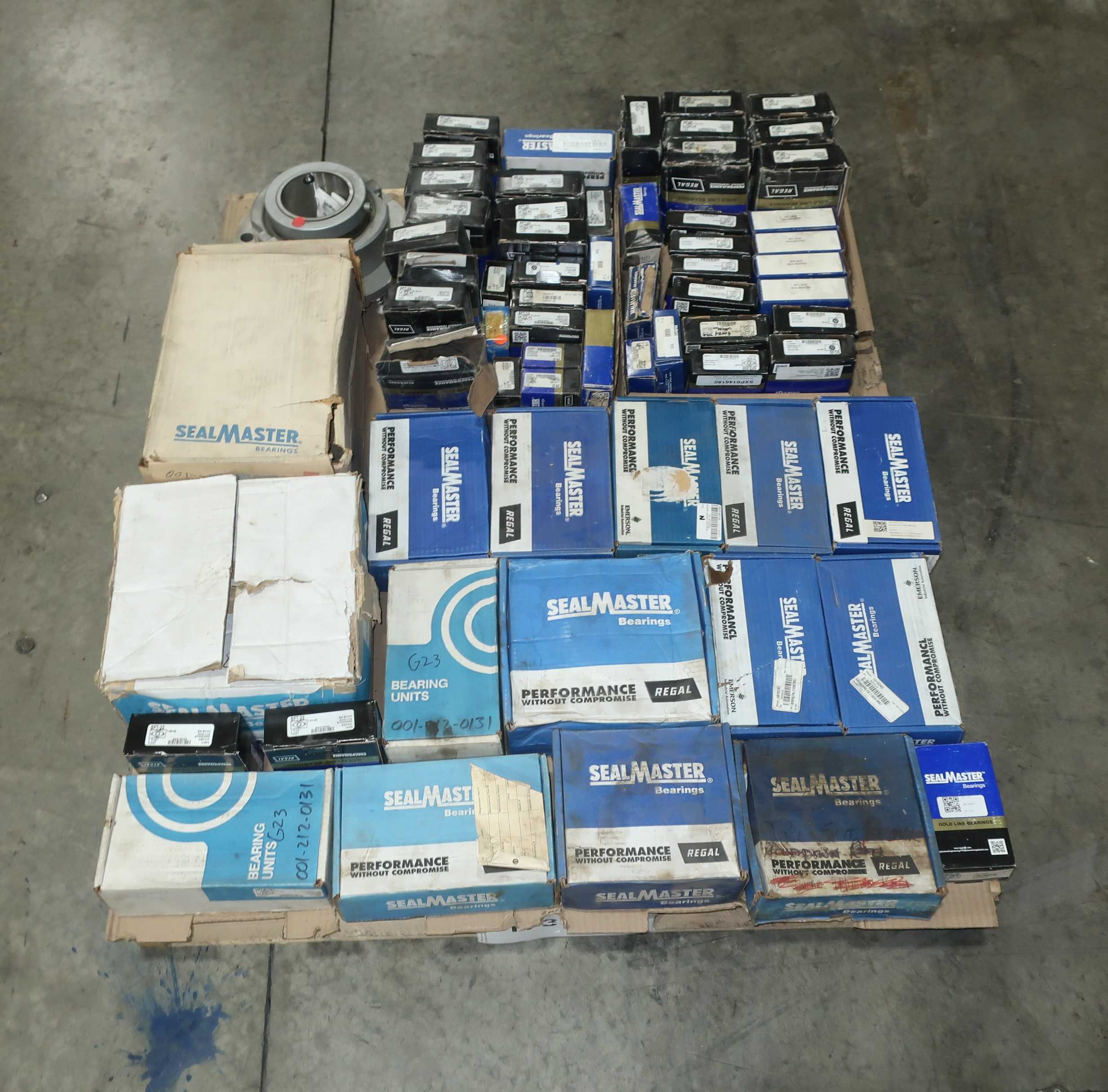 SKU 1739641 - PALLET OF ASSORTED SEAL MASTER - BEARINGS