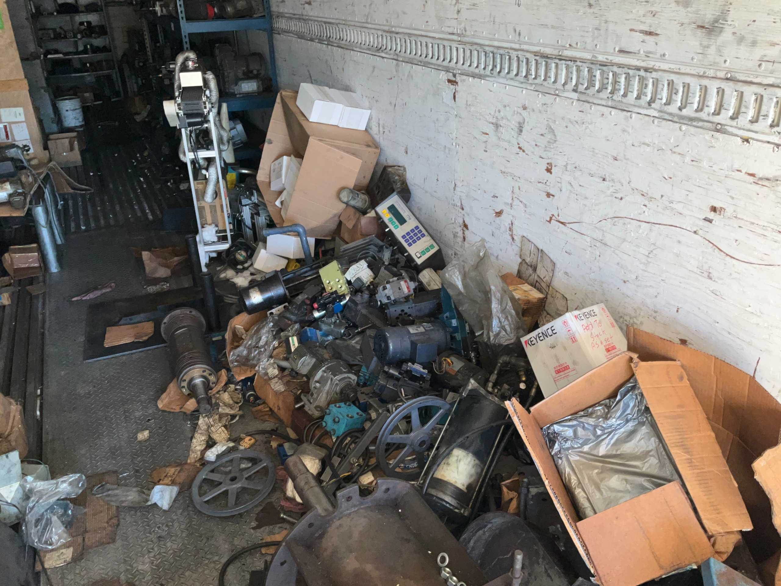 BULK QTY OF INDUSTRIAL PARTS - INDUSTRIAL PARTS