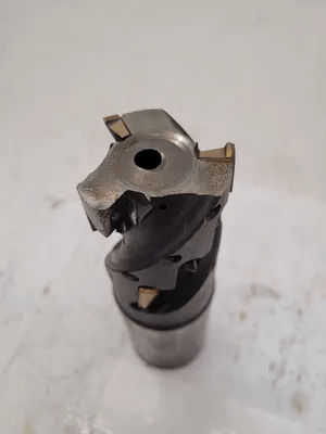 KENNAMETAL K2003R402AN25408C 2" INDEXABLE MILLING CUTTER 2" SHANK - MACHINE TOOLING