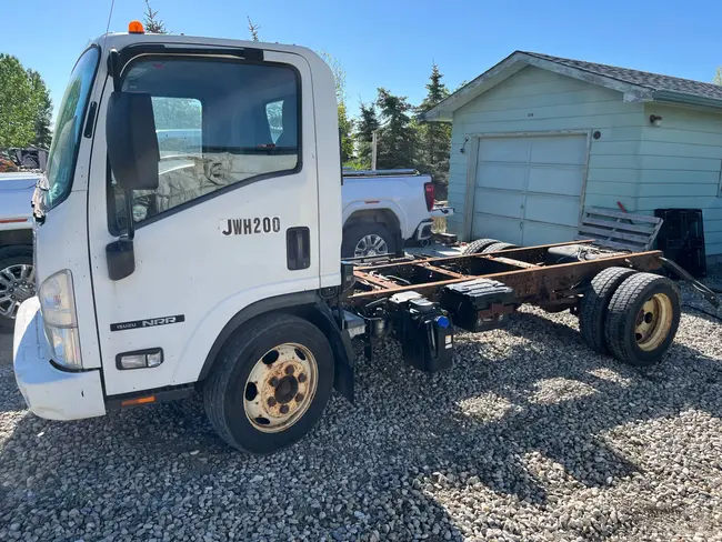 2016 ISUZU NRR CAB & CHASSIS TRUCK - undefined