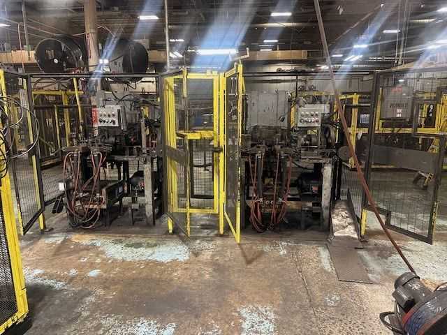 WIRE FORMER AND WELDER FOR CHAIN MANUFACTURE - GROUP 22 - METALWORKING PRODUCTION LINE