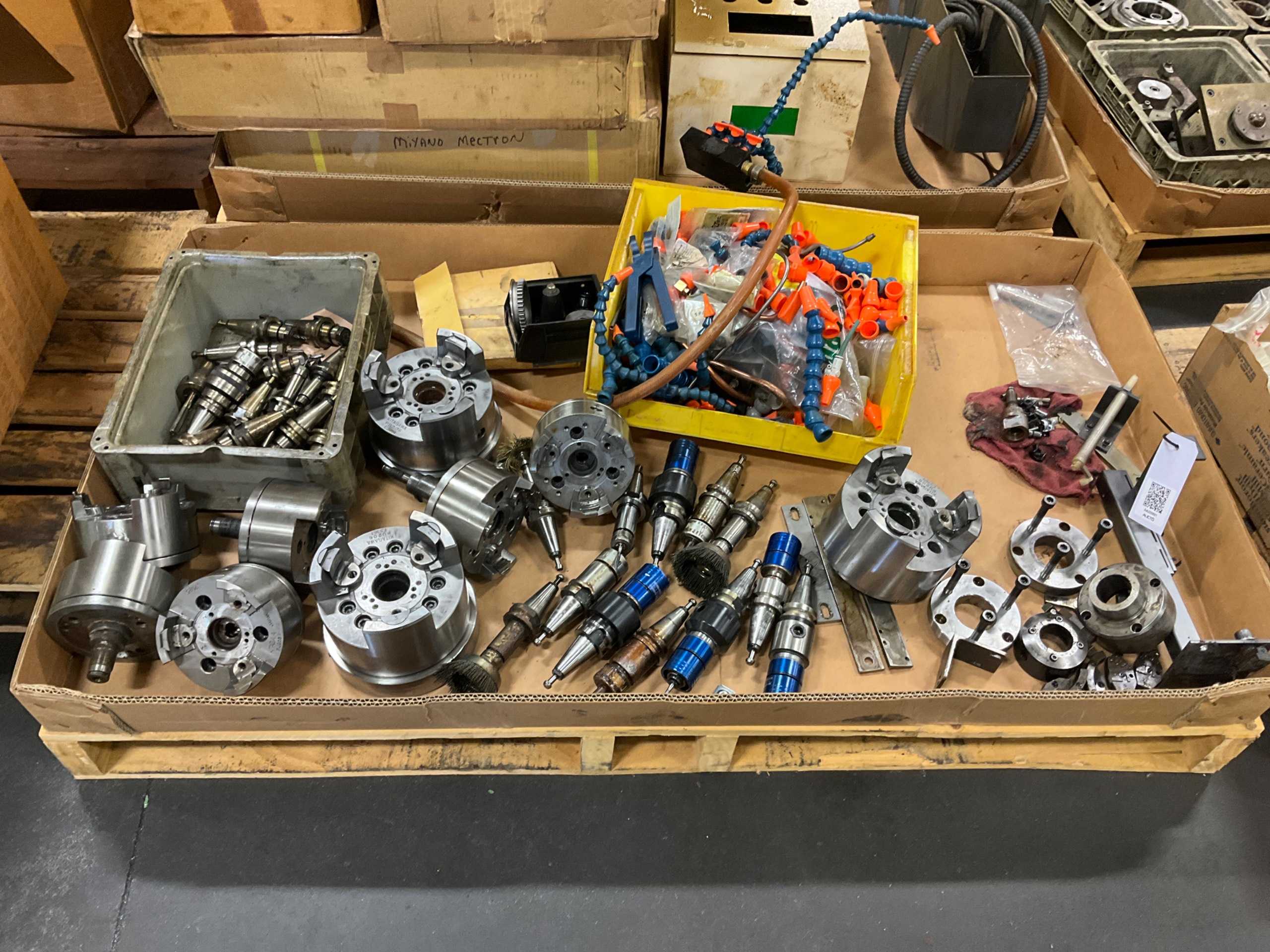 BULK QTY OF INDUSTRIAL PARTS