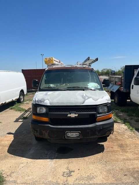 2006 CHEVROLET EXPRESS CARGO VAN - UTILITY VEHICLES