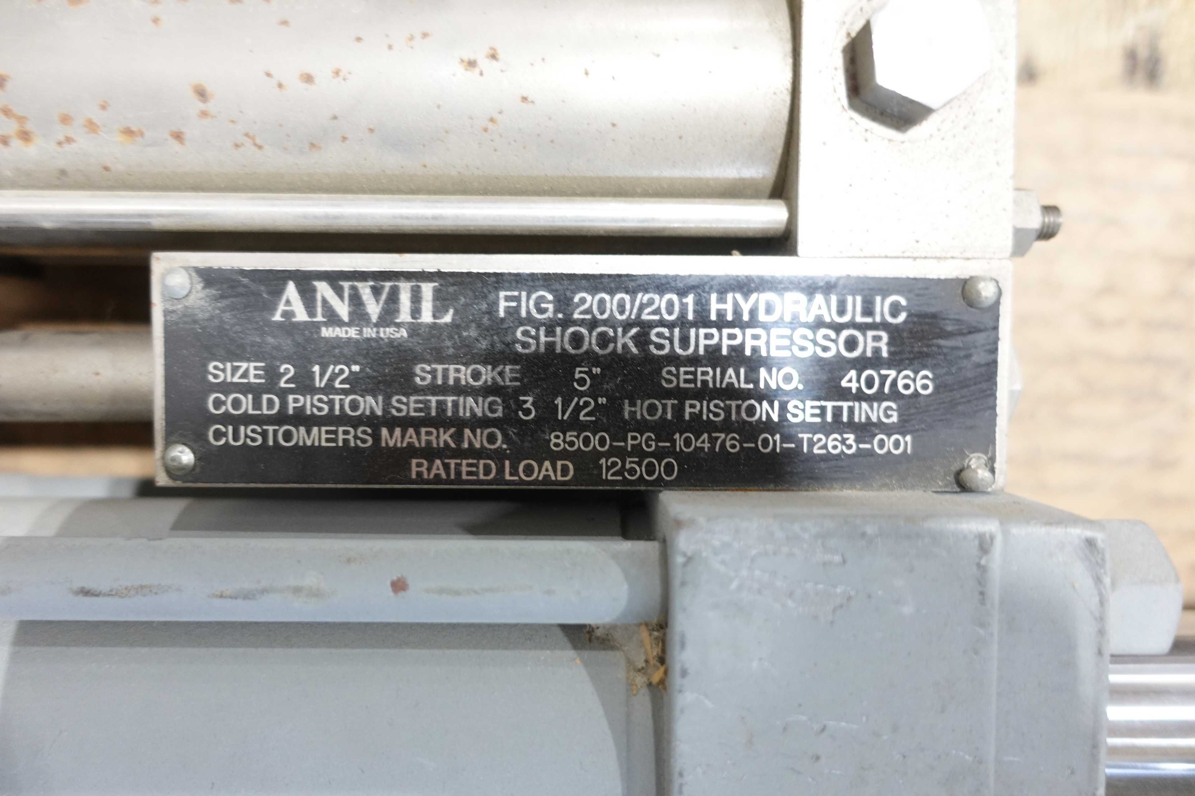 SKU 1738969 - 3 PALLETS OF ASSORTED HYDRAULIC CYLINDERS, VALVES, PUMPS, AND MOTORS - HYDRAULIC PARTS