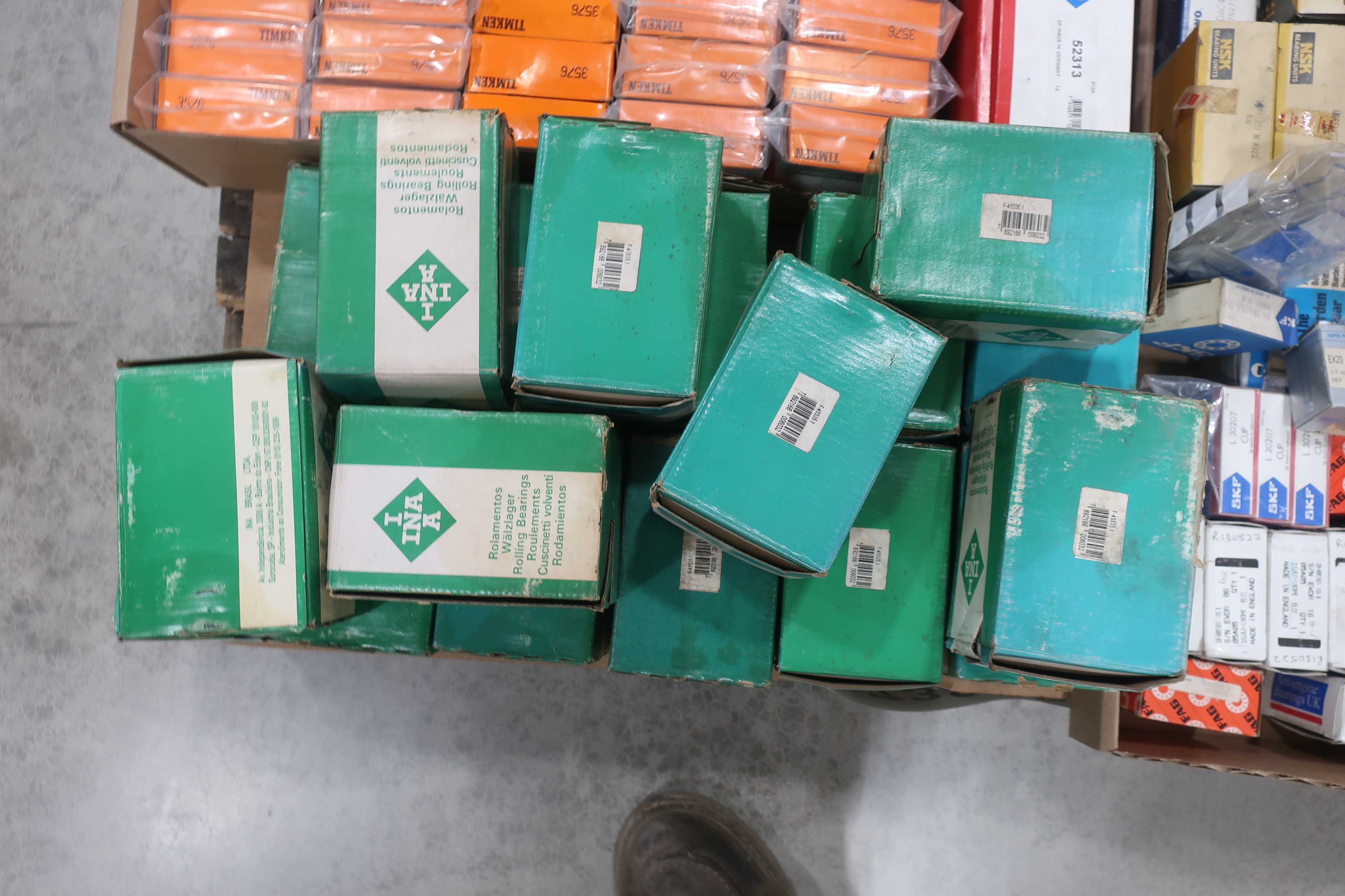 SKU 1738352 - PALLET OF ASSORTED ROLLER BEARINGS - BEARINGS