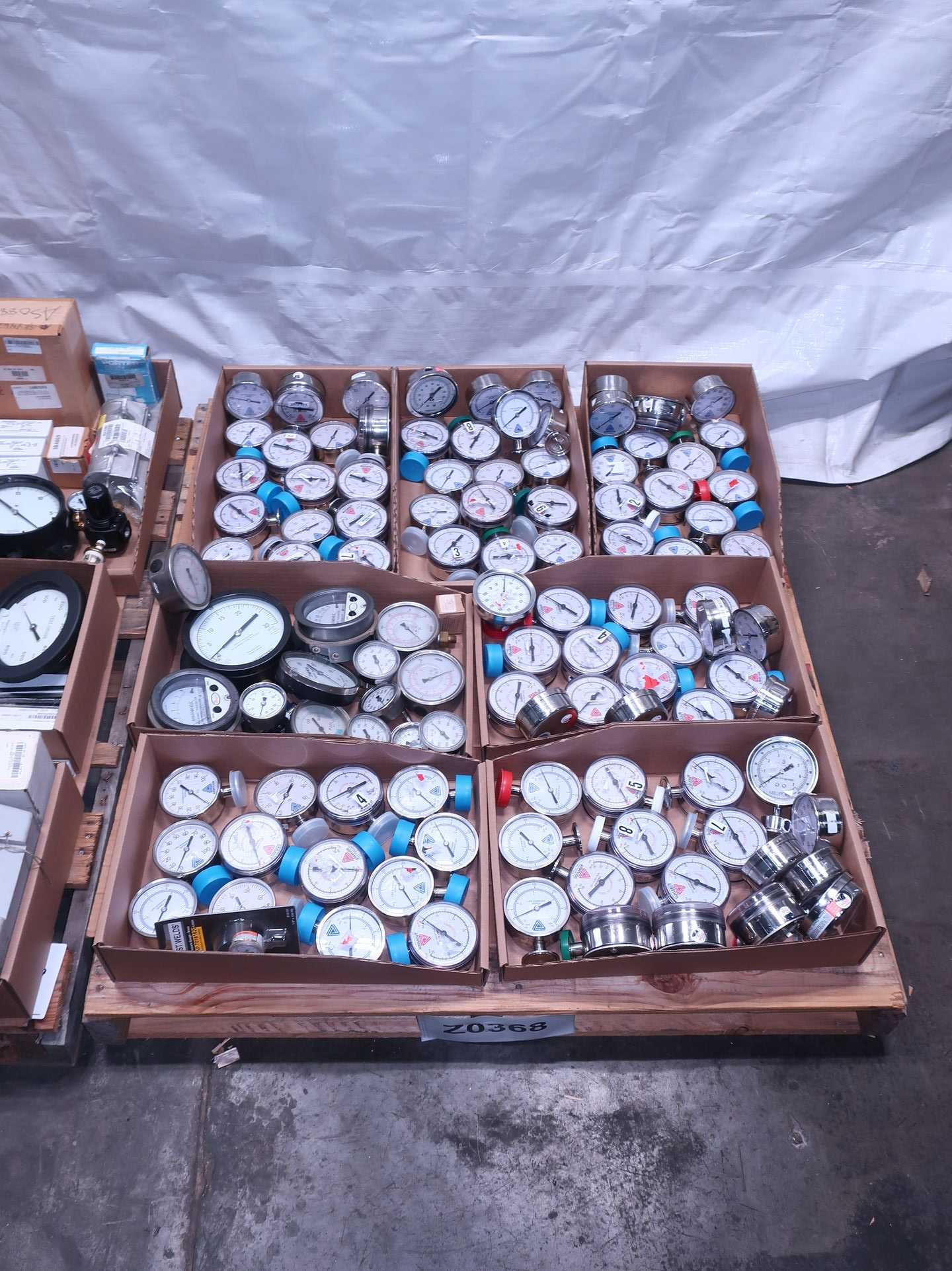 2 PALLETS OF ASSORTED INSTRUMENTATION - INSTRUMENTATION