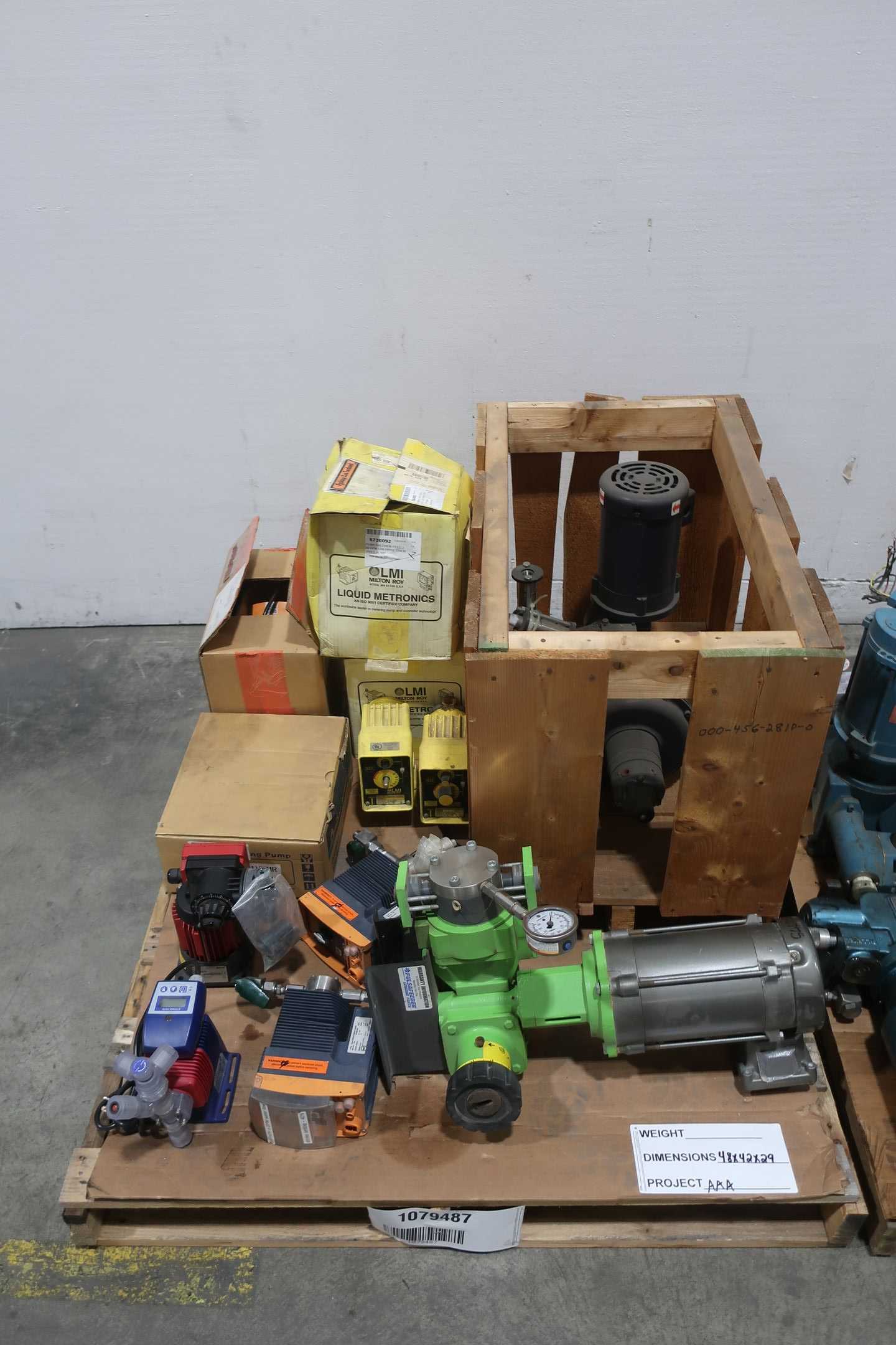 2 PALLETS OF ASSORTED METERING PUMPS - METERING PUMP