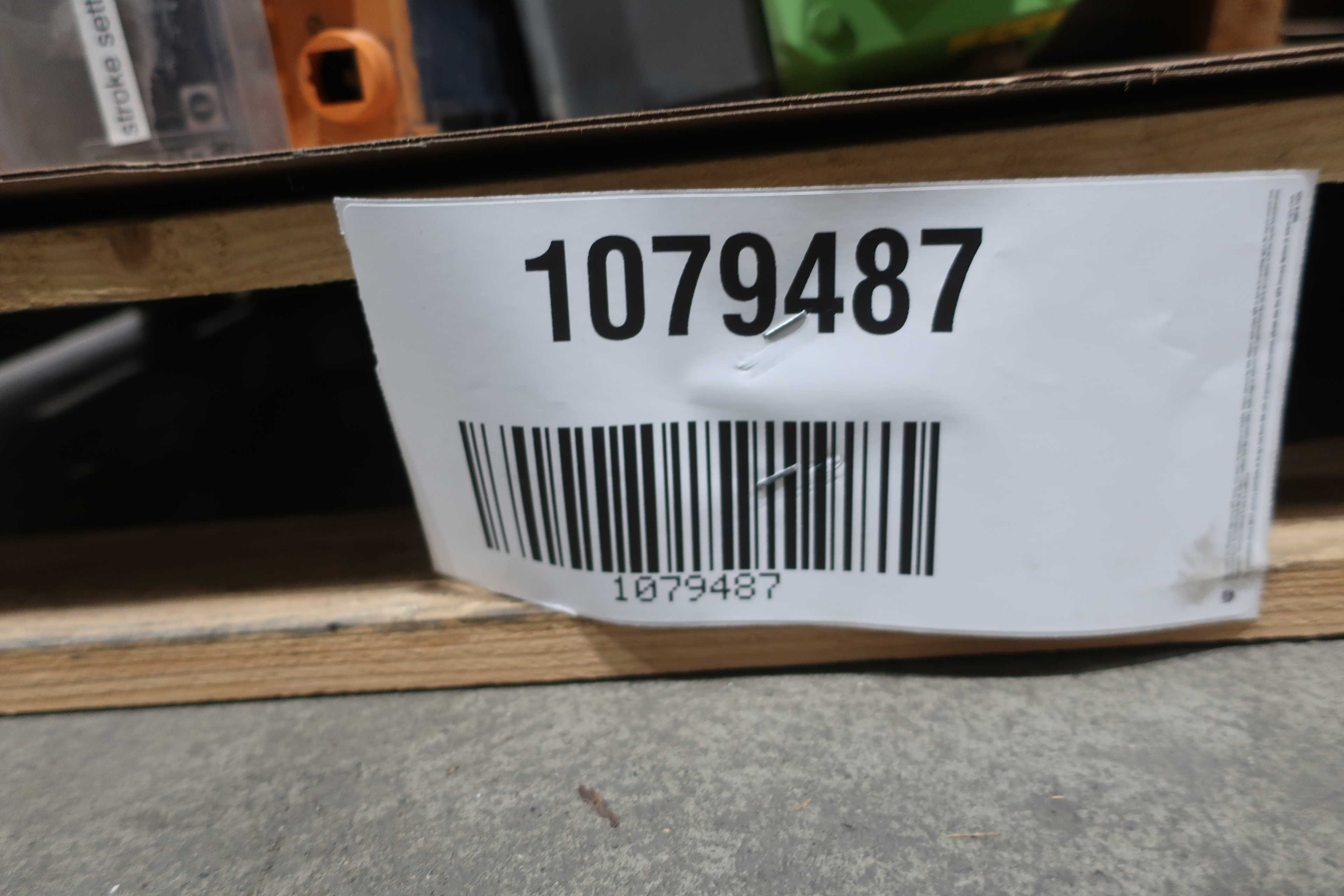 2 PALLETS OF ASSORTED METERING PUMPS - METERING PUMP
