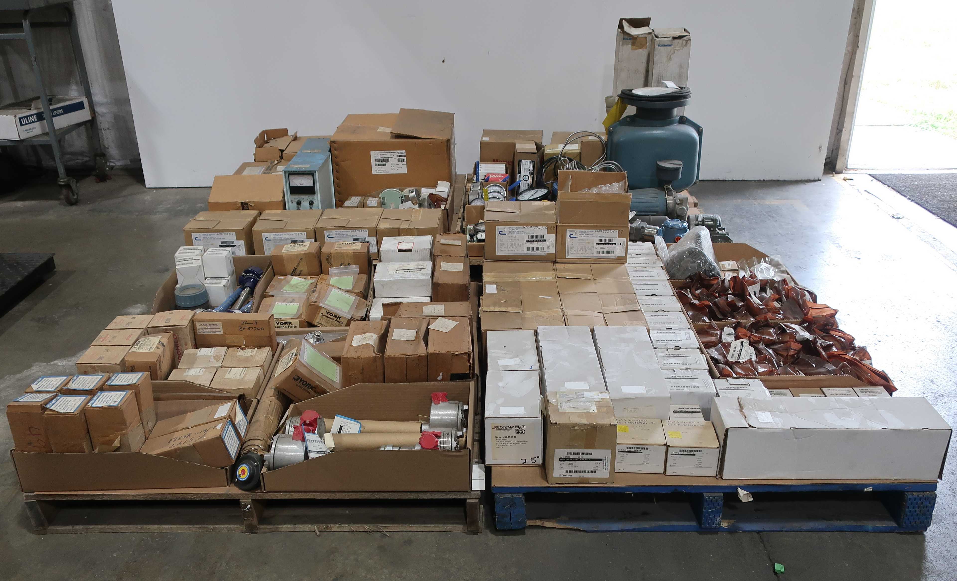 SKU 1079627 - 4 PALLETS OF ASSORTED INSTRUMENTATION - INSTRUMENTATION