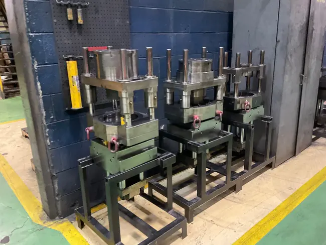 BULK QTY OF DAEWHA PRESS PARTS - undefined