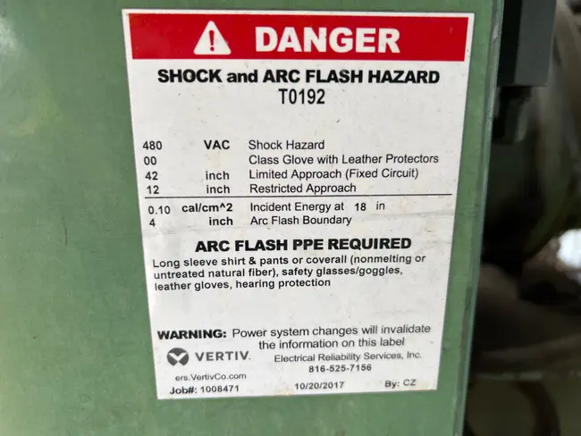 SULLAIR 10-40 AC/AC STATIONARY AIR COMPRESSOR - undefined