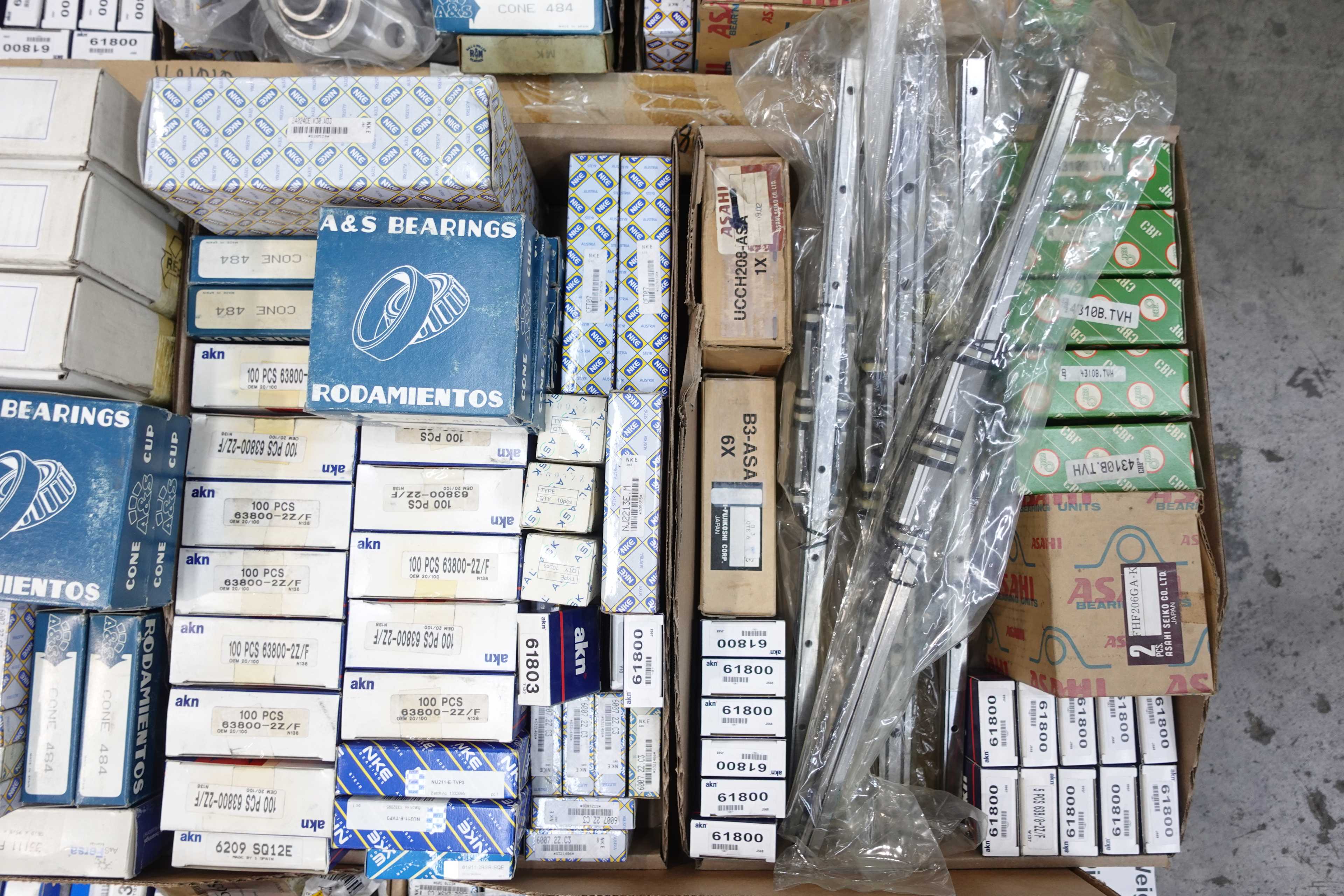 4 PALLET OF ASSORTED BEARING PARTS AND ACCESSORIES - BEARINGS