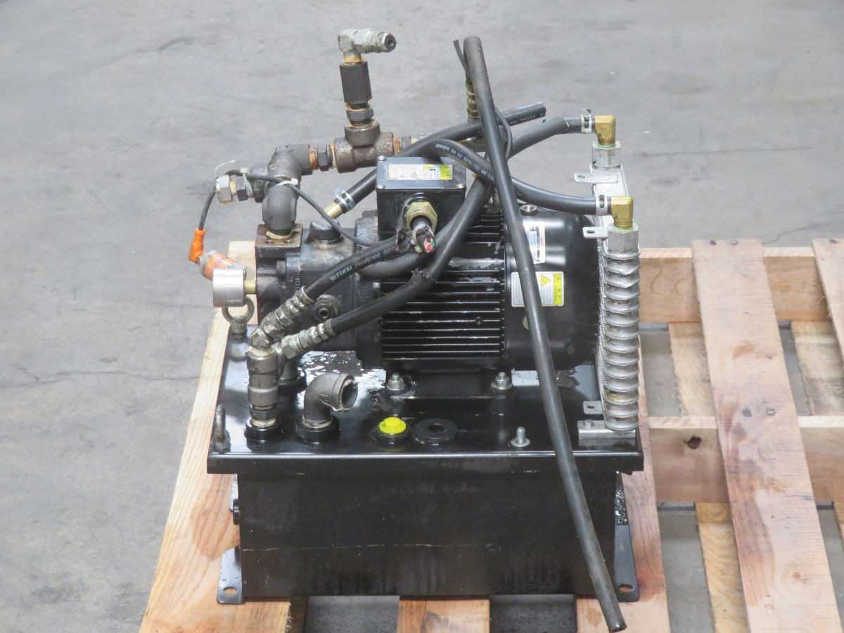 NACHI UVN-1A-0A2-07-4-61410 HYDRAULIC PUMP, 8.03 CC/REV, 0.7 HP, 3.8 GPM, 217-580 PSI - HYDRAULIC PUMP