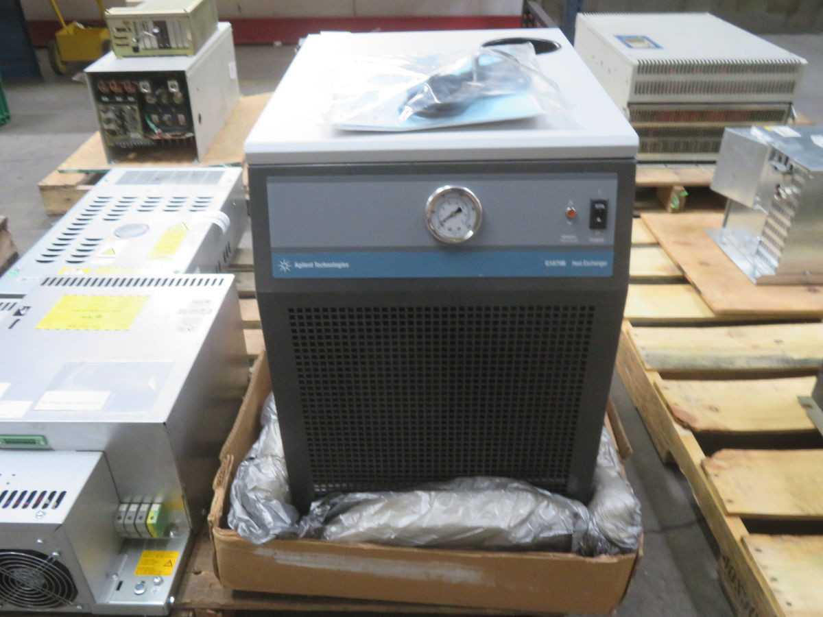 AGILENT G1879B HEAT EXCHANGER, 15.1 L/MIN FLOW RATE, 620 MBAR PRESSURE, 3.8 L RESERVOIR VOLUME - HEAT EXCHANGERS