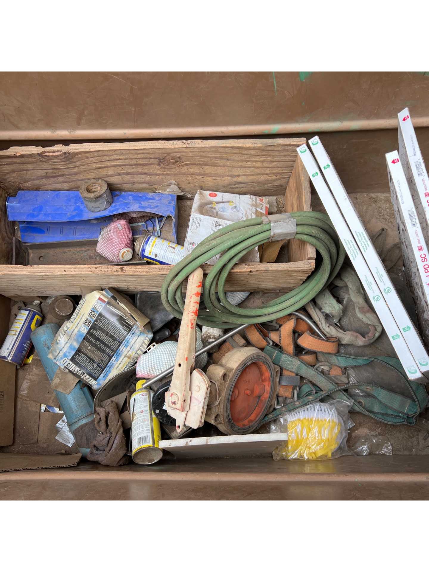 QTY 2: KNAACK JOBSITE TOOL BOXES WITH CONTENTS - JOBSITE TOOL BOX