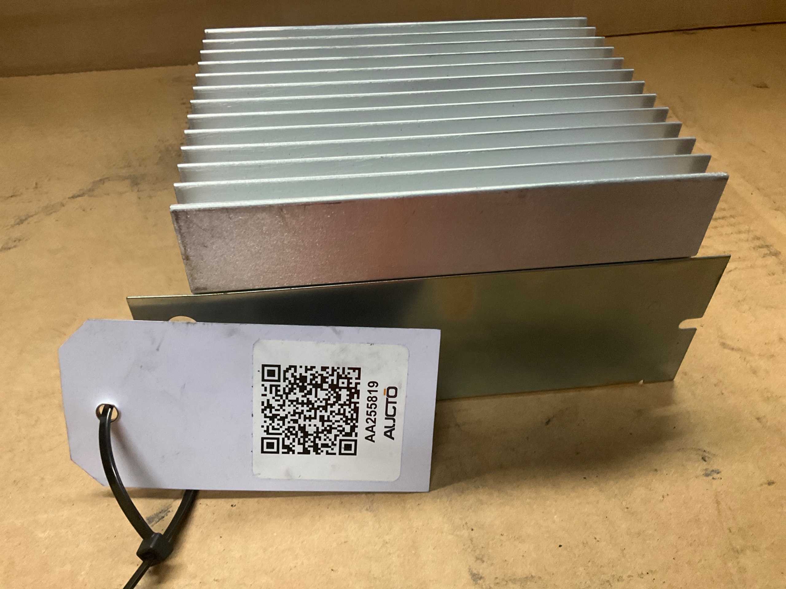 BULK QTY OF AUTOMATION & CONTROLS - AUTOMATION & CONTROLS