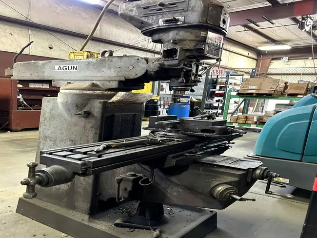 LAGUN FT.2 VERTICAL MILLING MACHINE - undefined