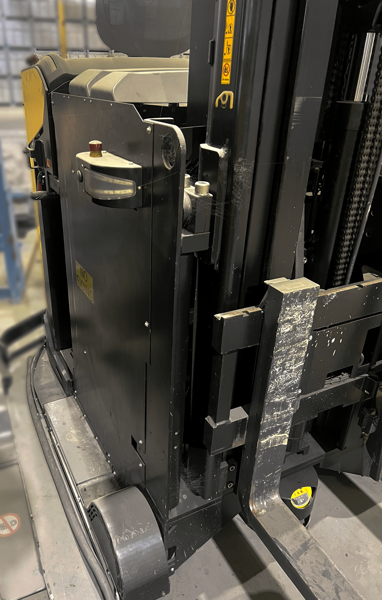2015 ROCLA AWT15 AUTOMATED GUIDED VEHICLE - MATERIAL HANDLING EQUIPMENT