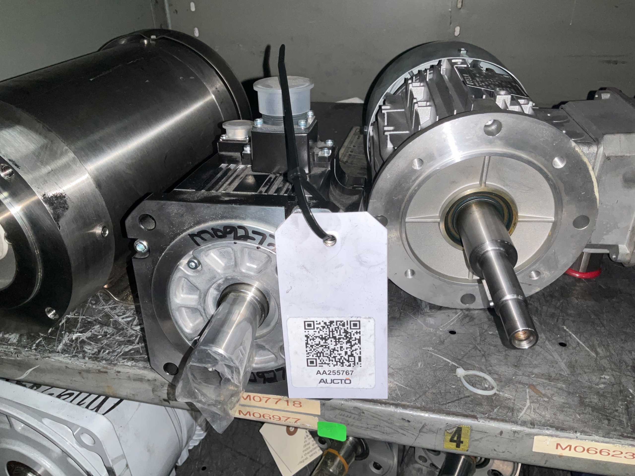 BULK QTY OF INDUSTRIAL PARTS - INDUSTRIAL PARTS