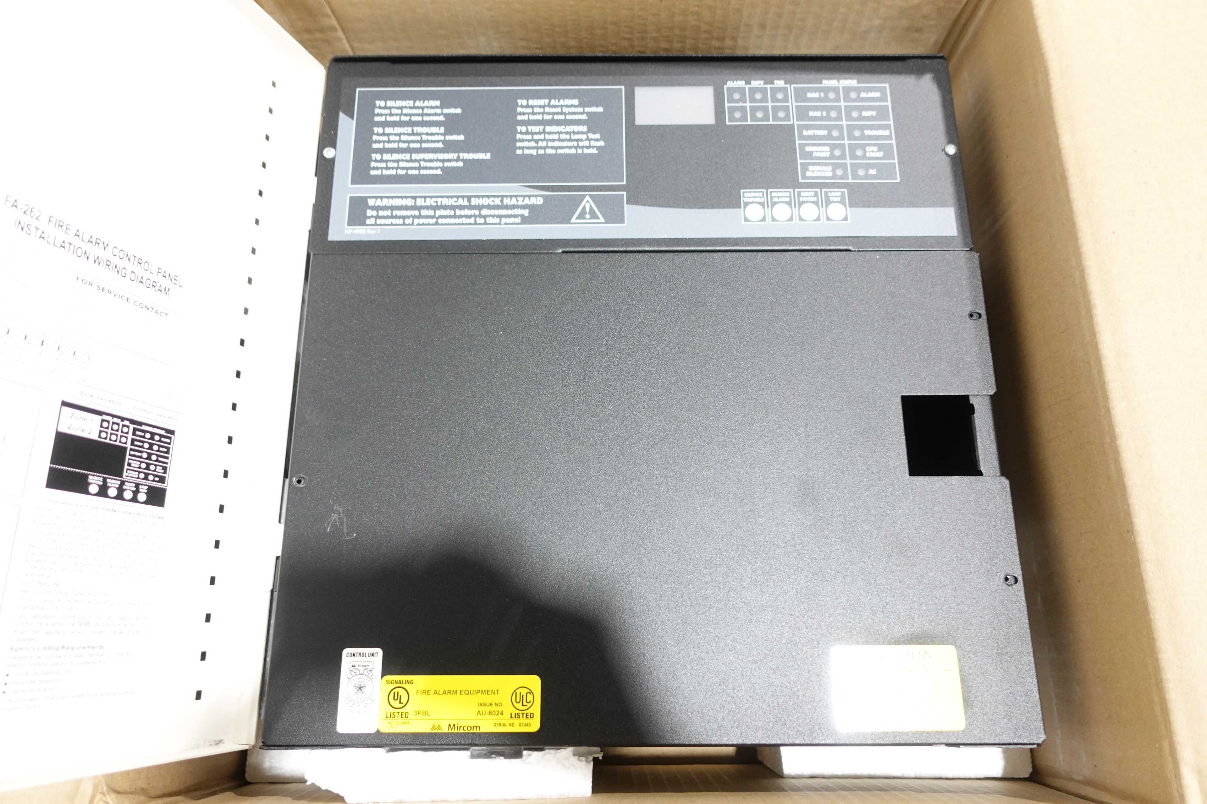 SKU 1727460 - 2 PALLETS OF ASSORTED PPE AND SAFETY - PPE