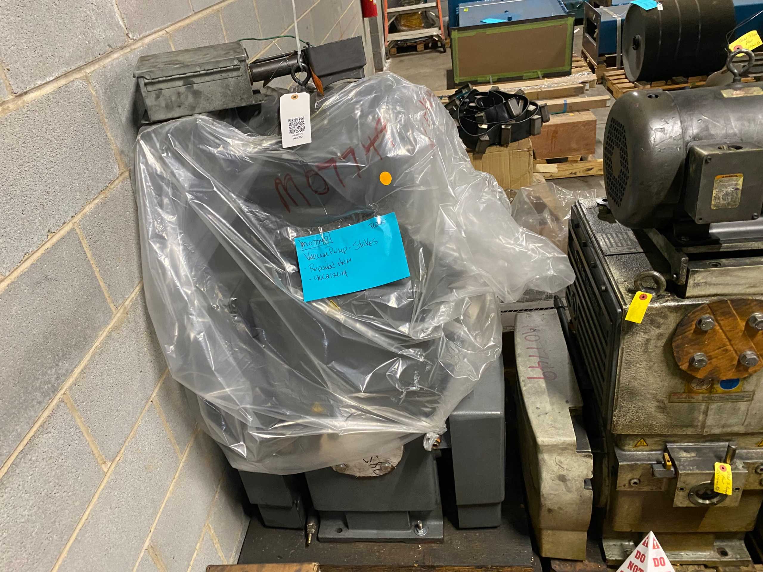 2008 BOC EDWARDS 900-212-014 VACUUM PUMP - VACUUM PUMP