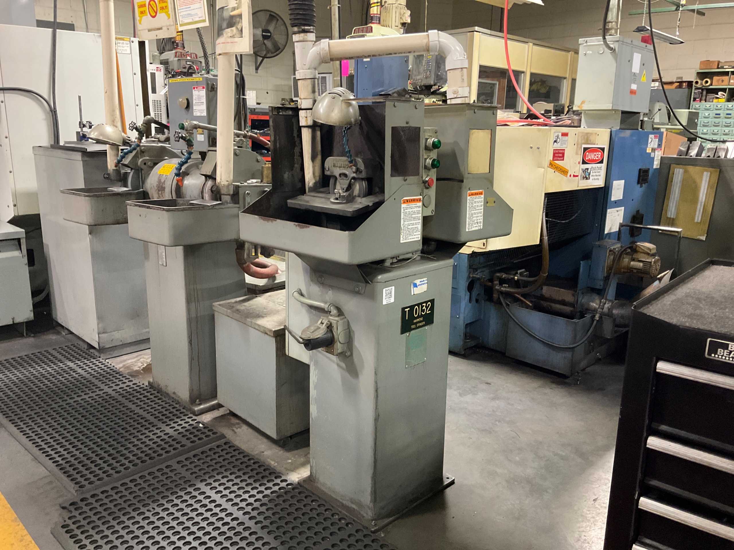 HAMMOND WD-8 TOOL GRINDER - TOOL GRINDERS