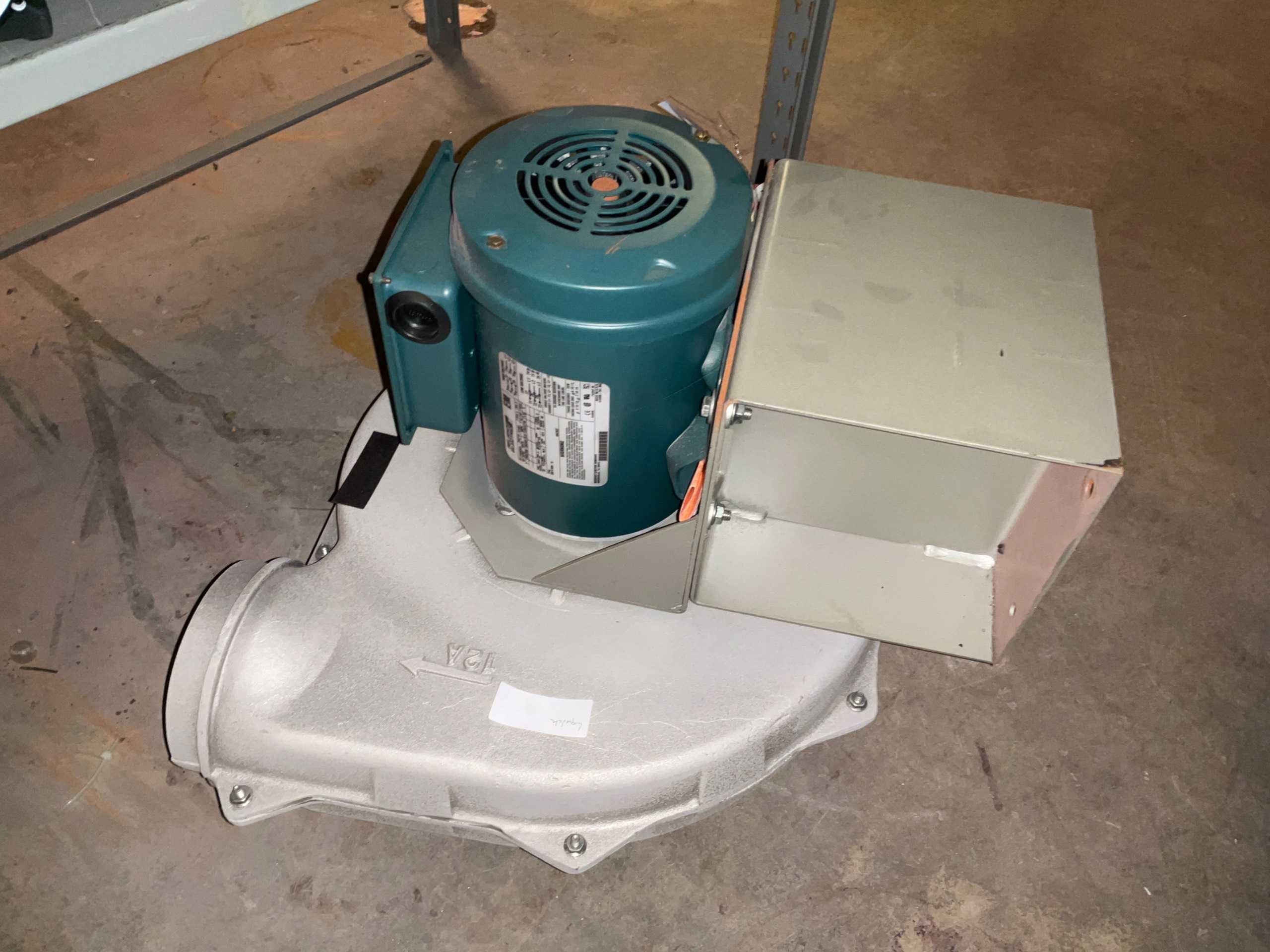 RELIANCE ELECTRIC TYPE P AC MOTOR - AC MOTOR