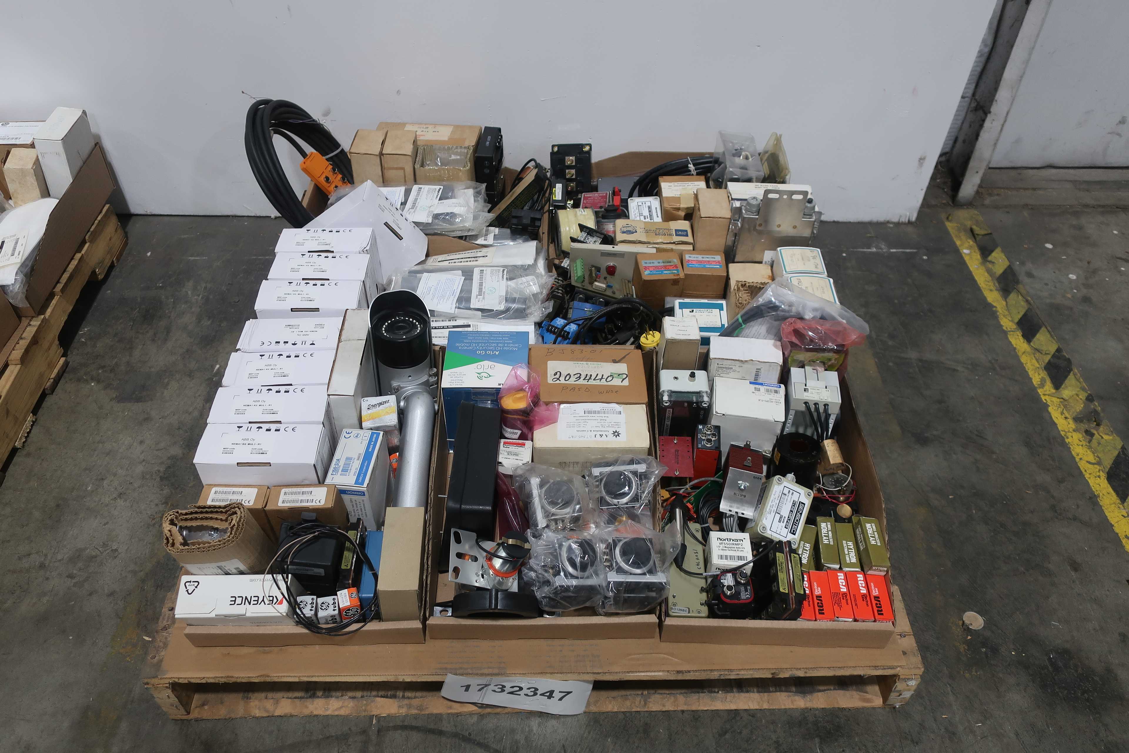 SKU 1732347 - 2 PALLETS OF ASSORTED ELECRTICAL COMPONENTS - ELECTRICAL COMPONENTS