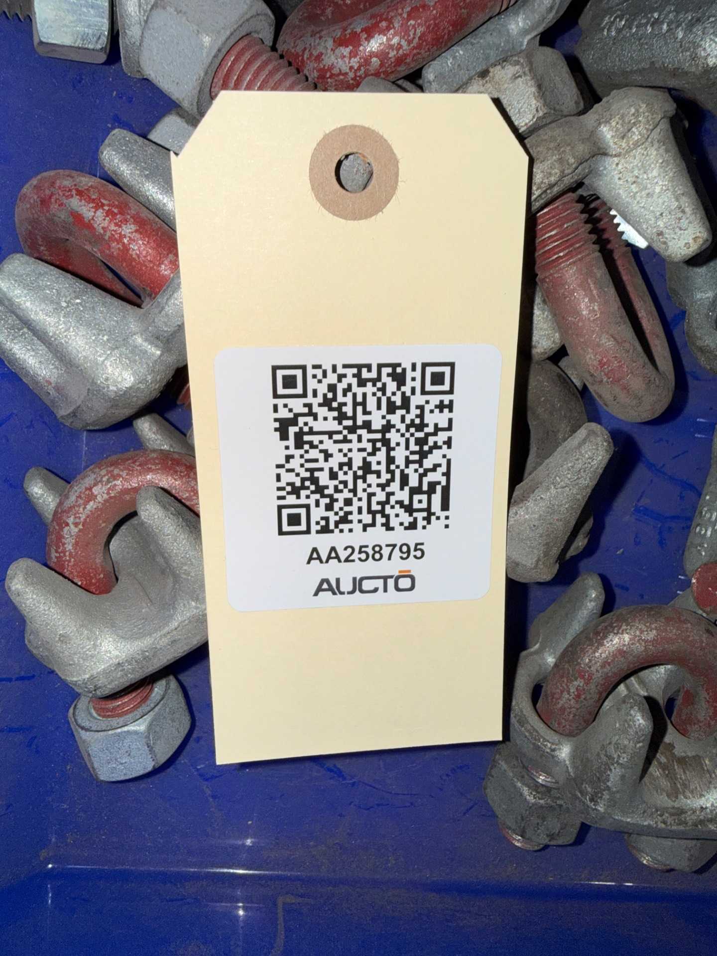 Bulk QTY of Pipe Fittings & Clamps - PIPE & TUBE FITTINGS